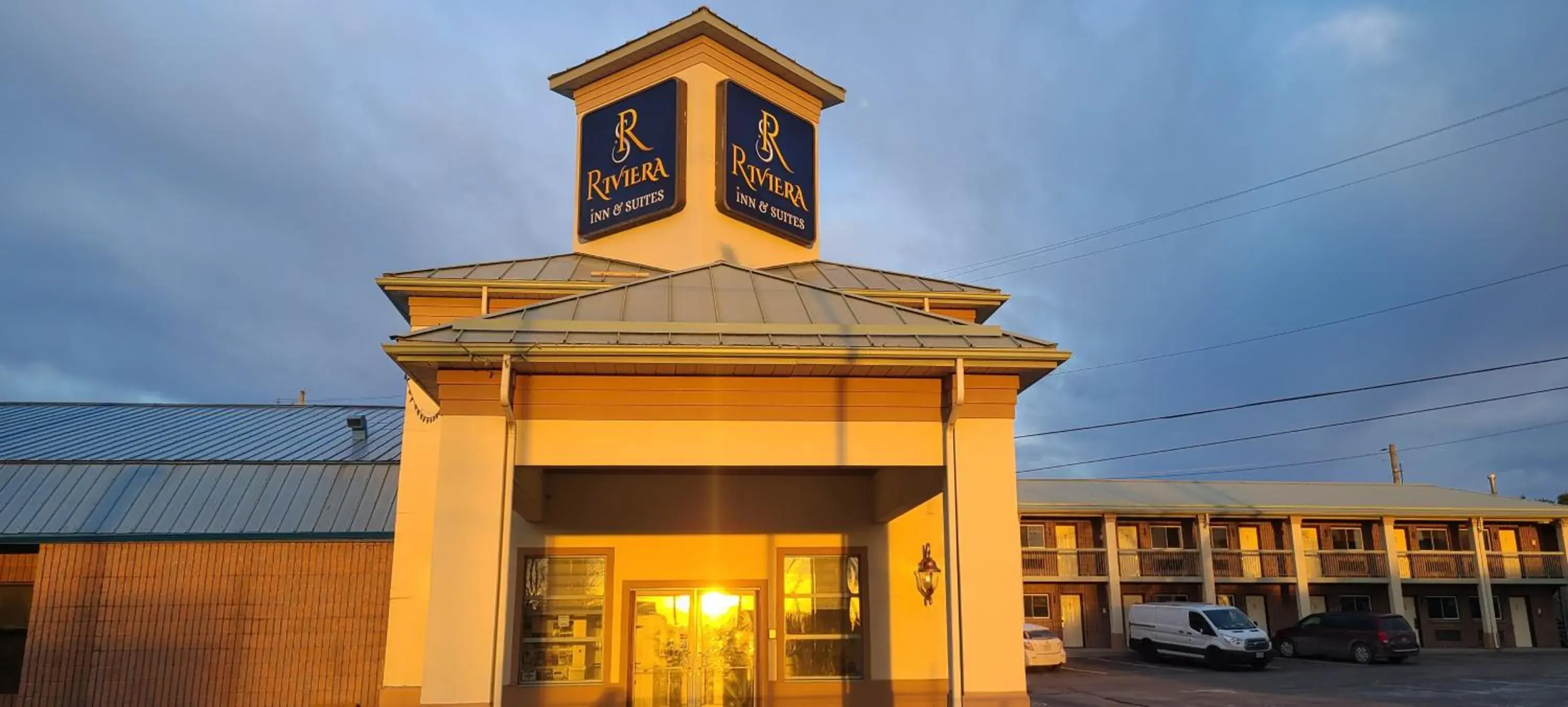 Property building in Riviera Inn And Suites 1000 Islands Property building in Riviera Inn And Suites 1000 Islands