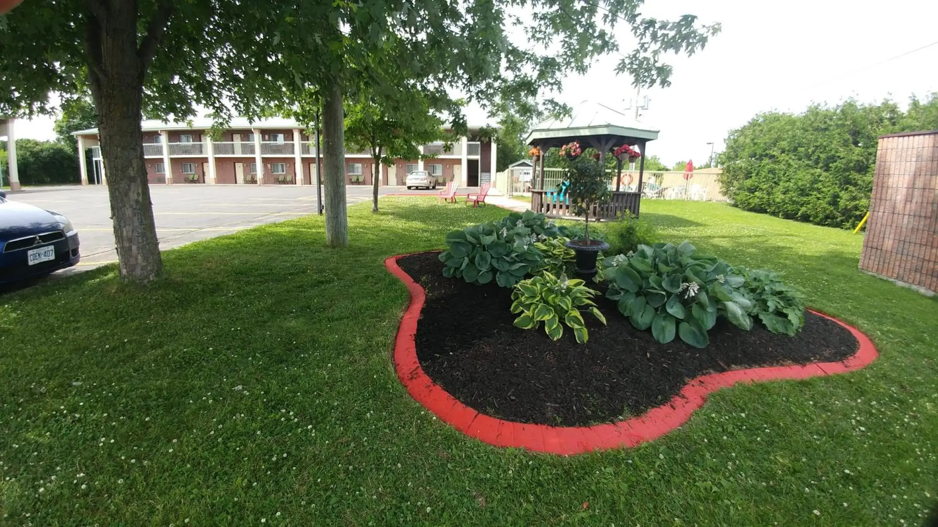 Property building in Riviera Inn And Suites 1000 Islands Property building in Riviera Inn And Suites 1000 Islands