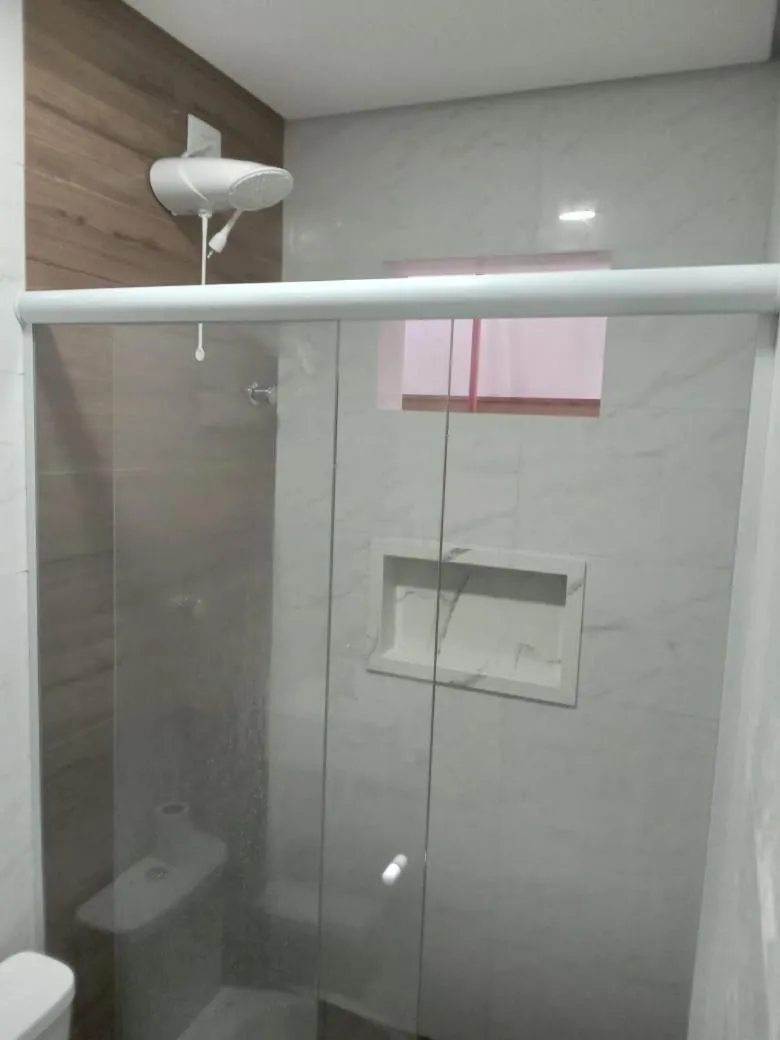Shower in Hotel New Space