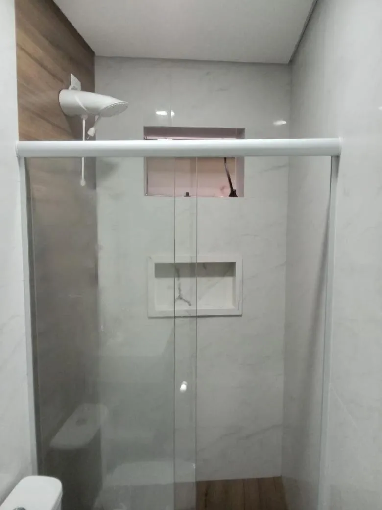 Shower in Hotel New Space