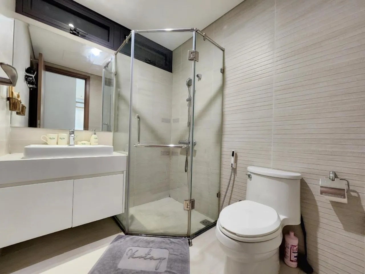 Shower in Vinhomes Skylake