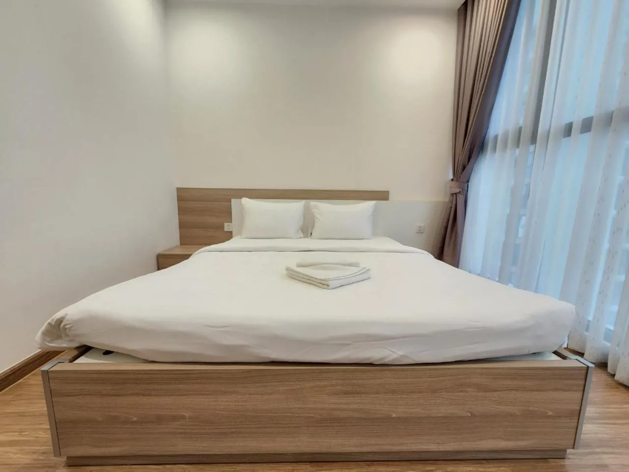 Bed in Vinhomes Skylake