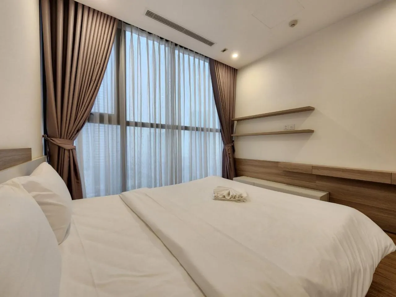 Bed in Vinhomes Skylake