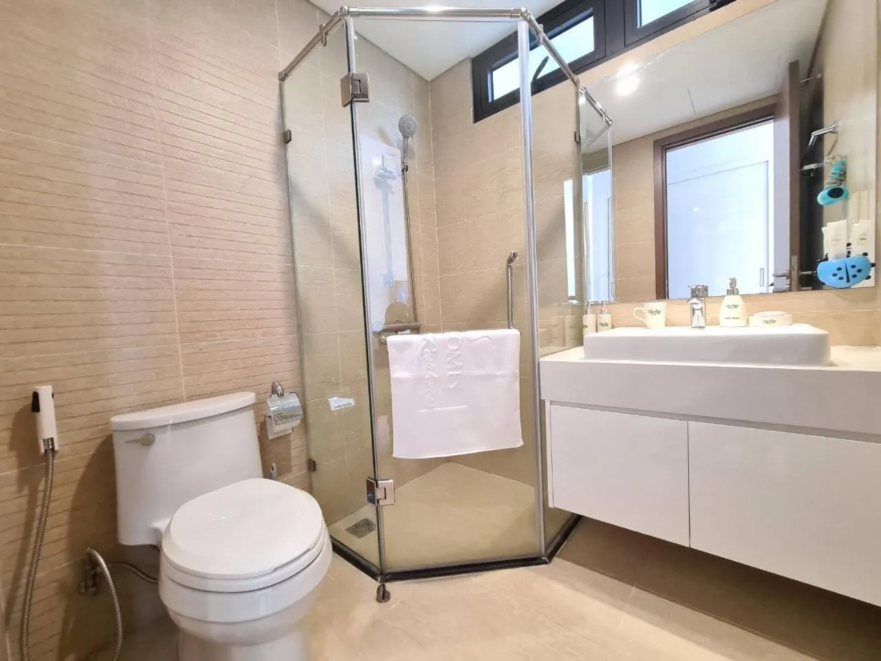 Shower in Vinhomes Skylake