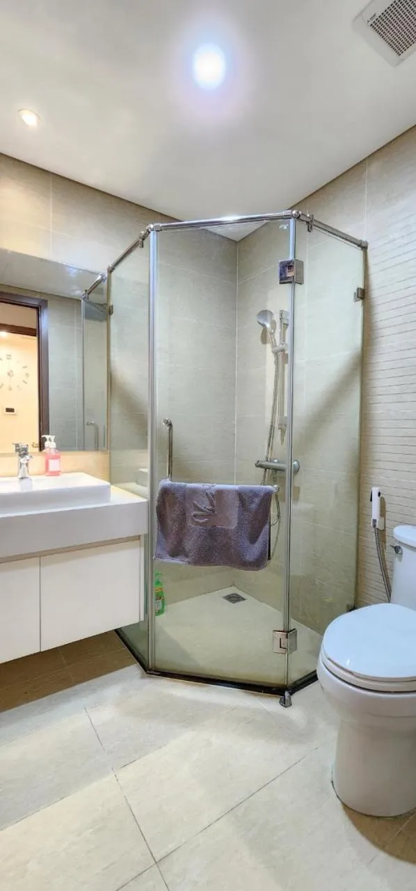 Shower in Vinhomes Skylake