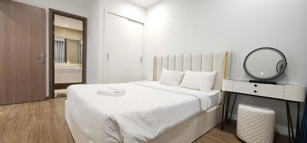 Bed in Vinhomes Skylake