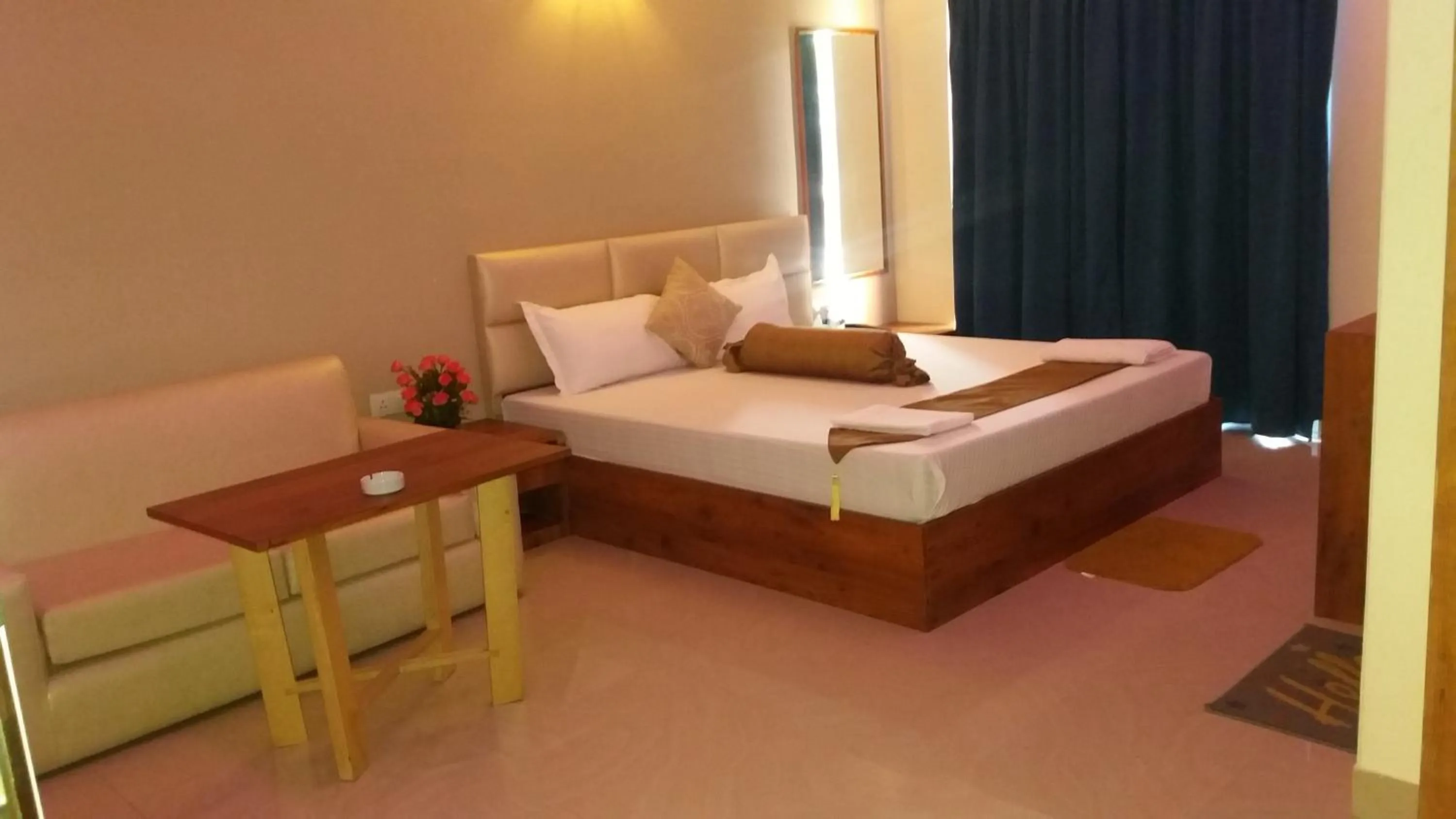 Bed in The Piku's Inn