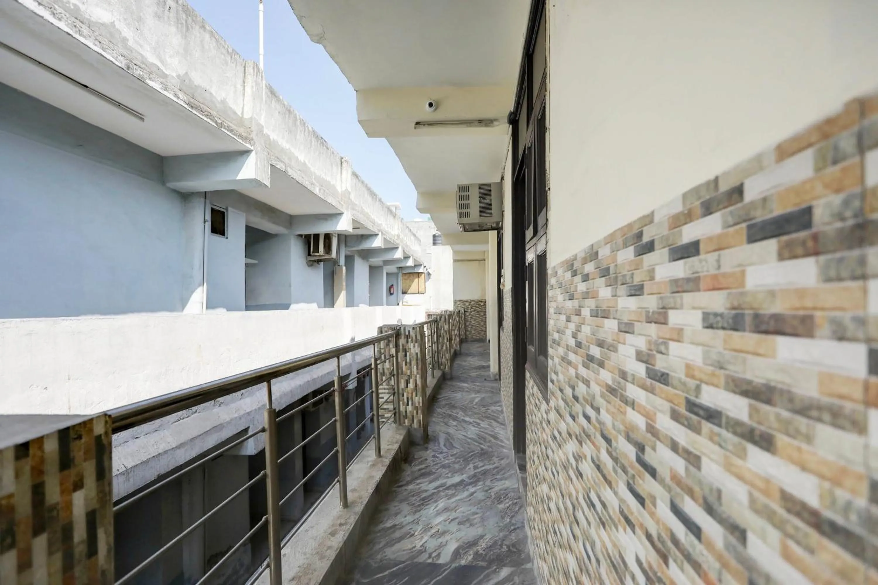 Lobby or reception in Hotel O vista 18 inn