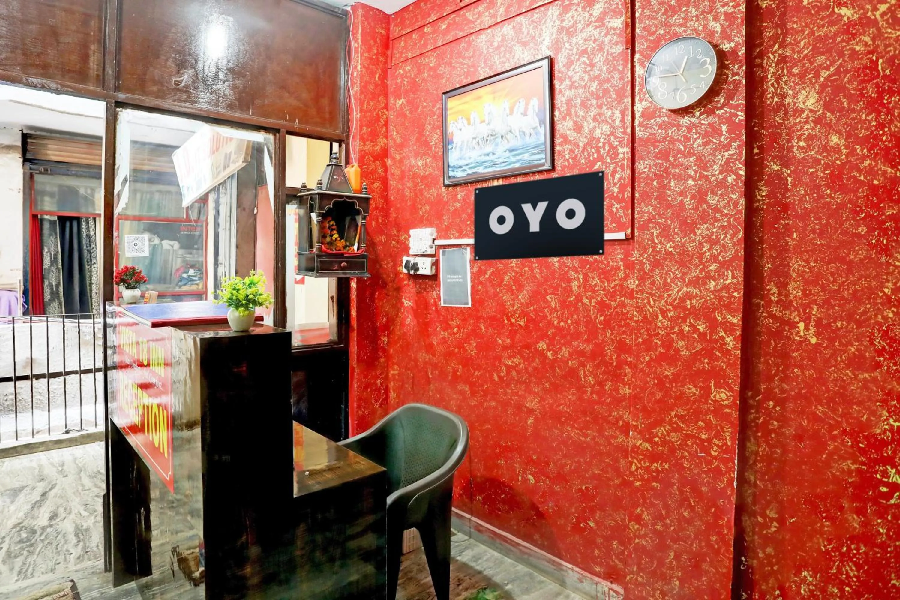 Lobby or reception in Hotel O vista 18 inn