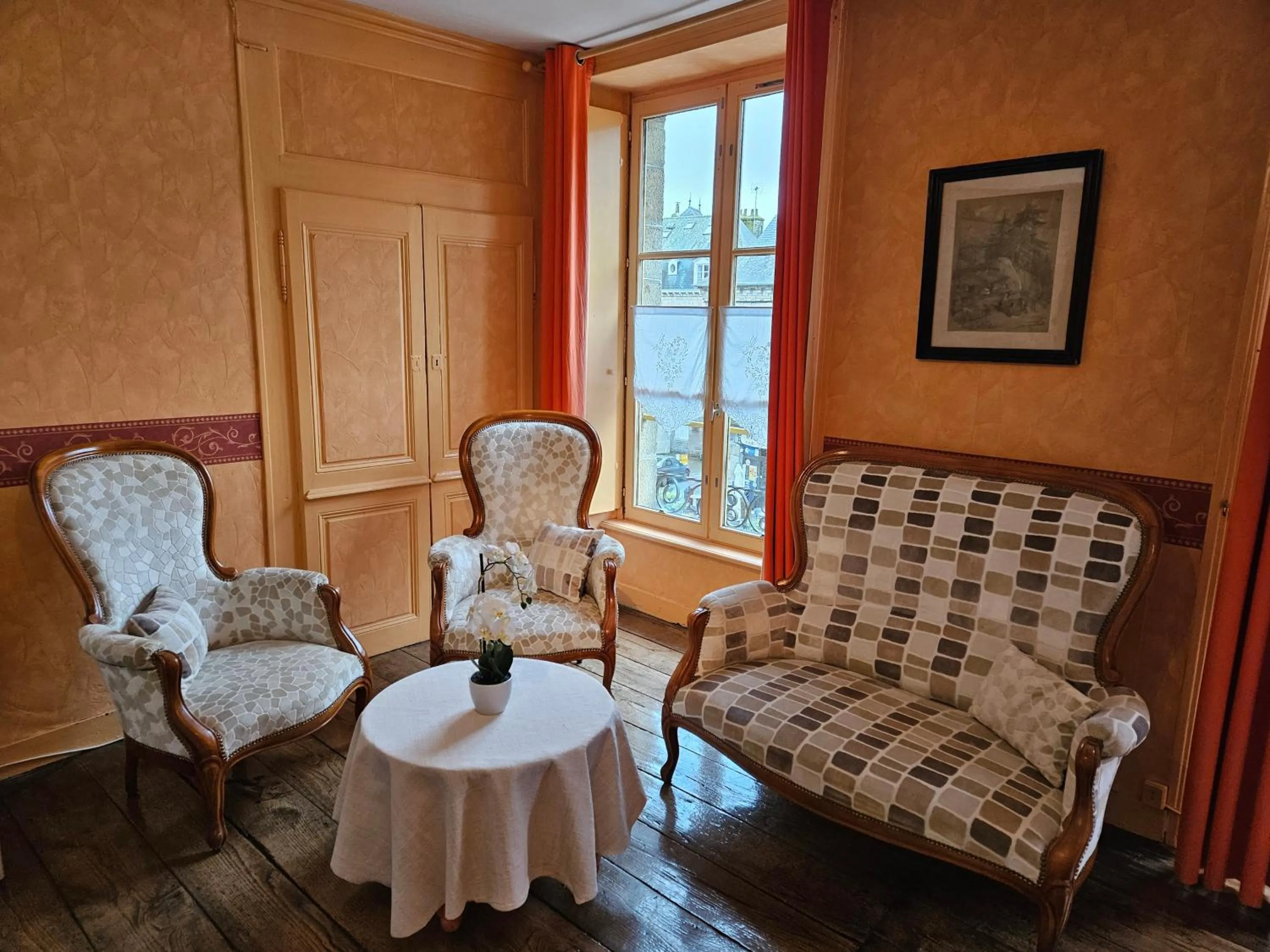 Seating area in LA GARDE DUCALE