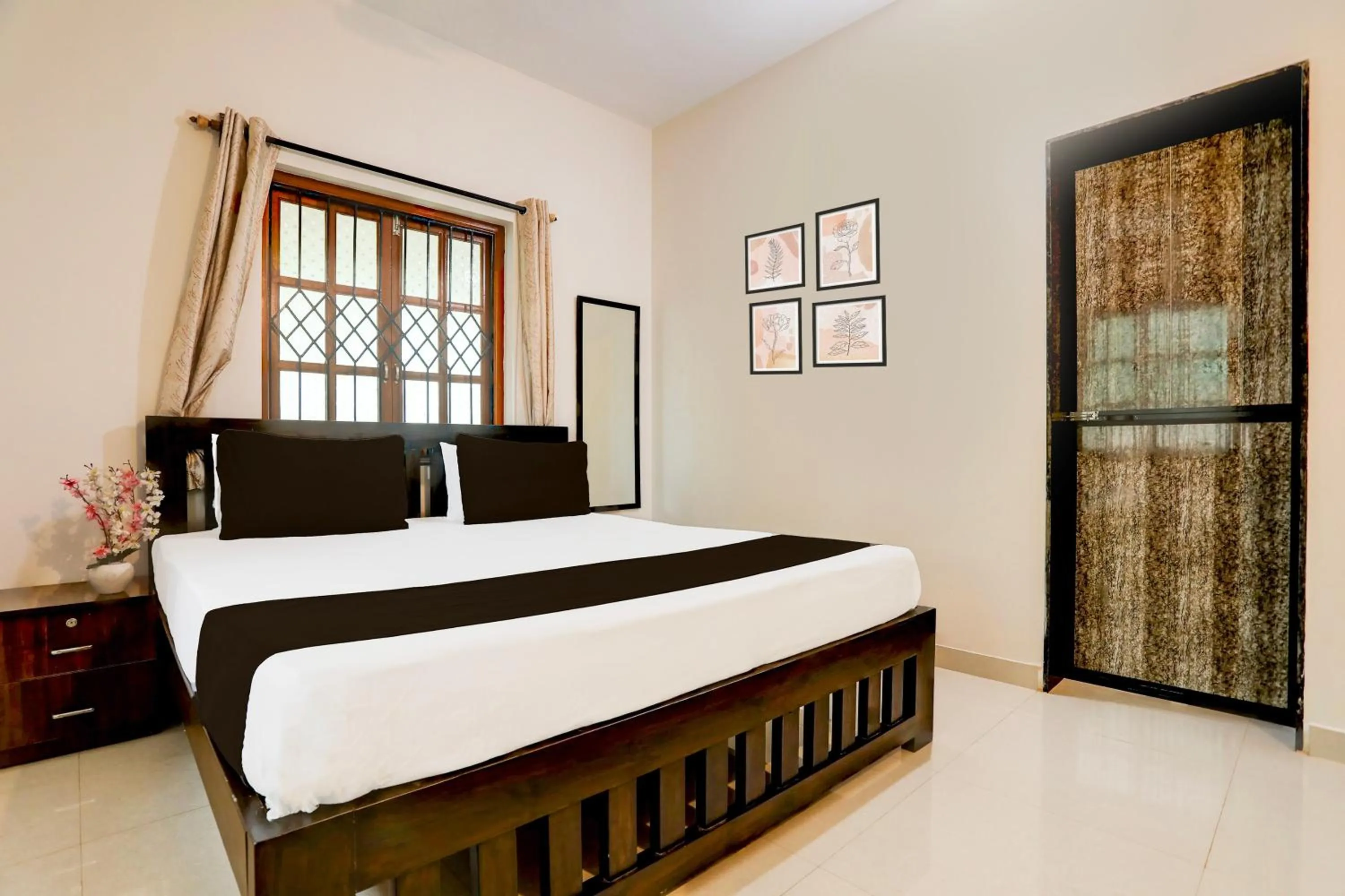 Bedroom in Hotel O Aqua Service Apartments