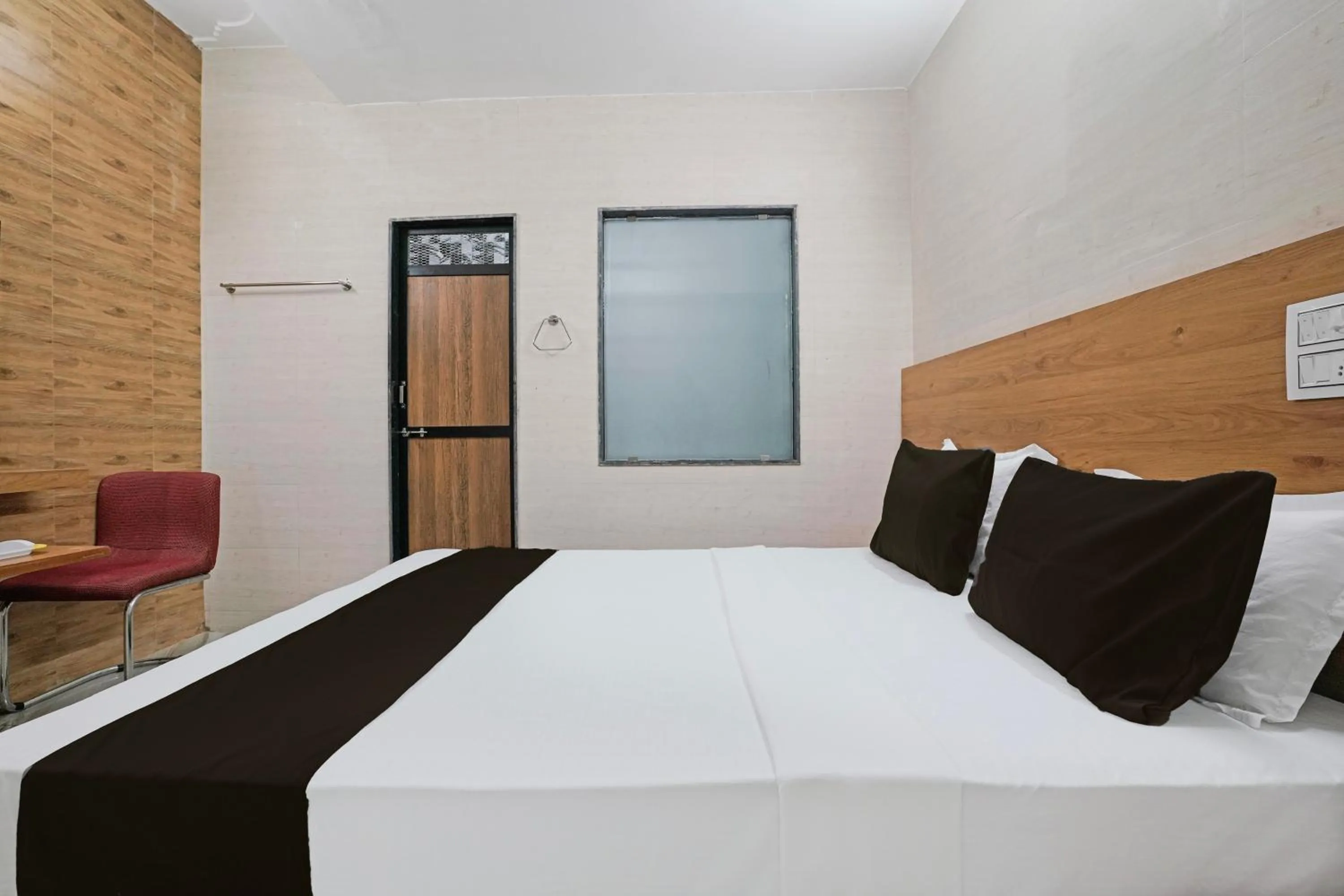 Bedroom, Bed in Super Hotel O H.R.KING HOTEL