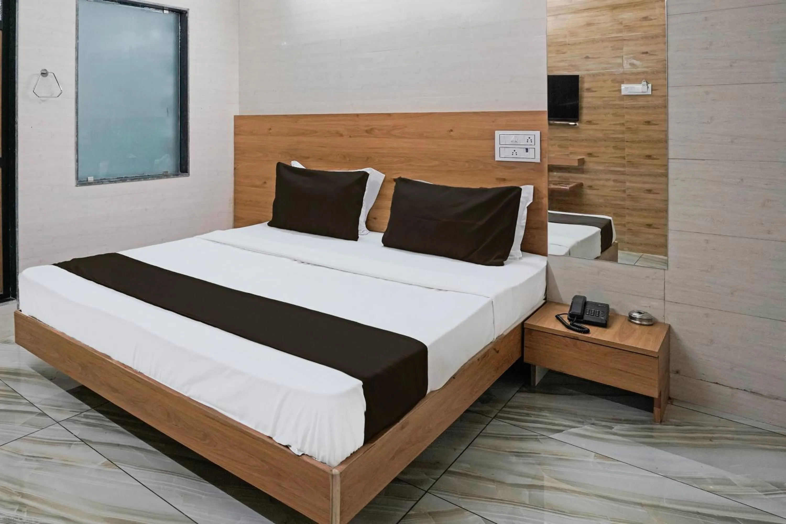 Bedroom, Bed in Super Hotel O H.R.KING HOTEL