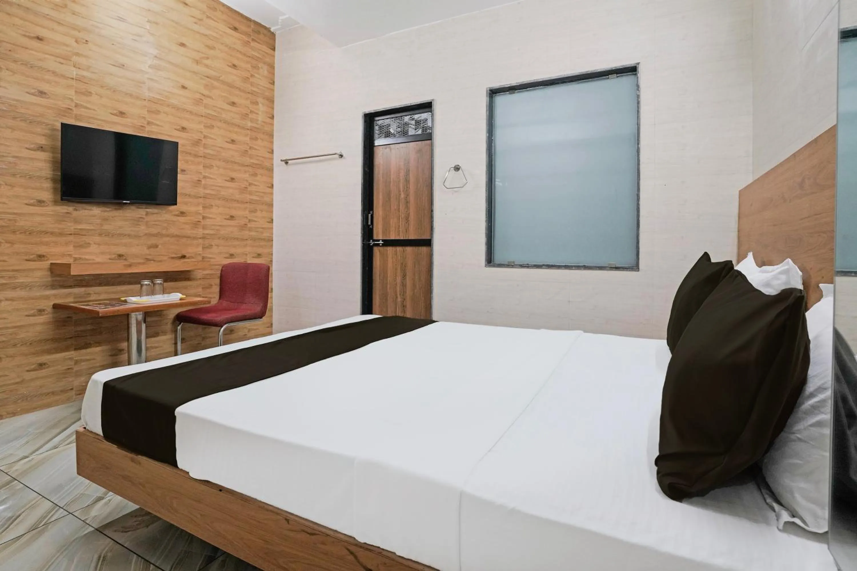 Bedroom, Bed in Super Hotel O H.R.KING HOTEL