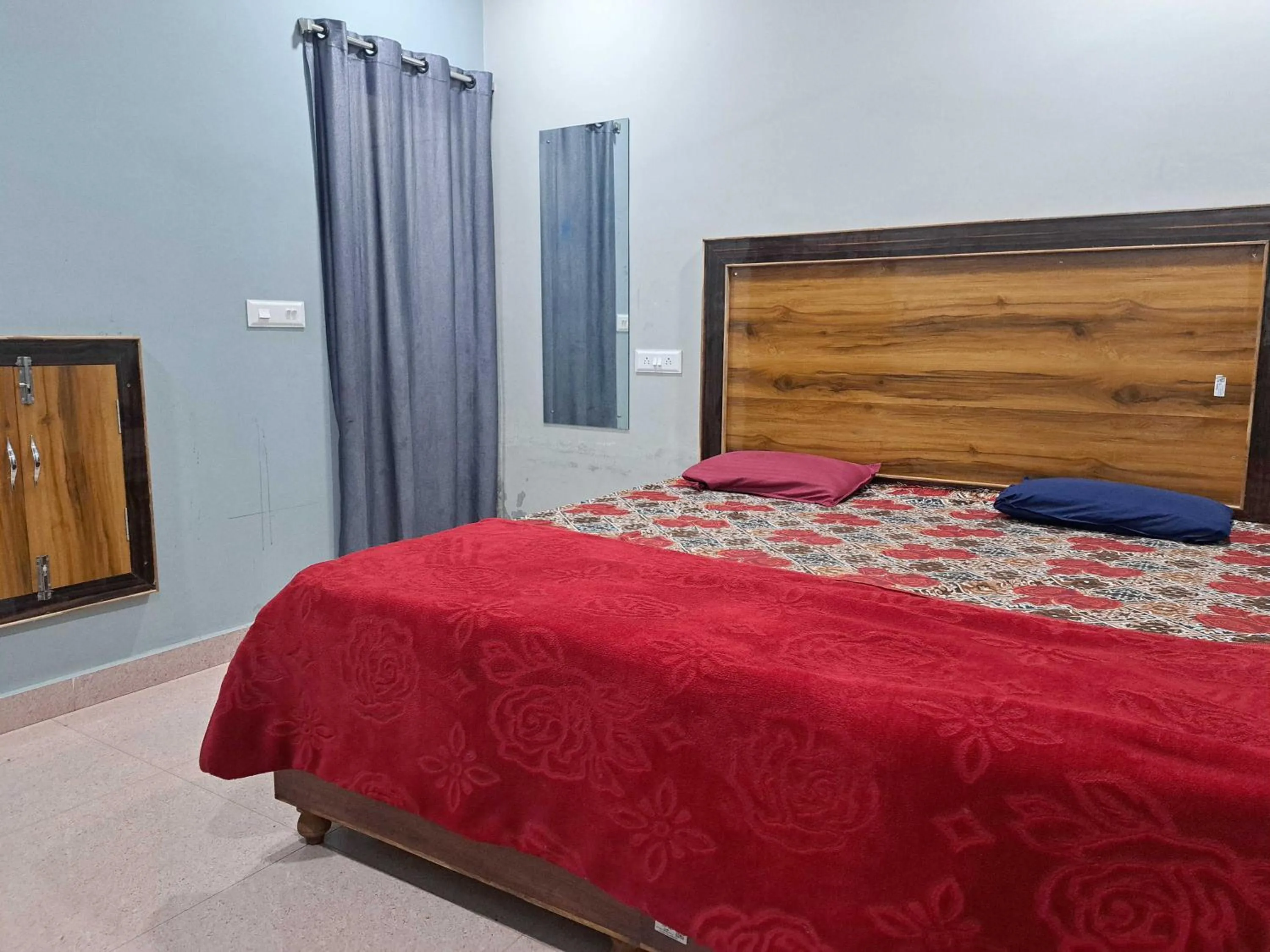 Bedroom in Hotel O Royal Morning Star