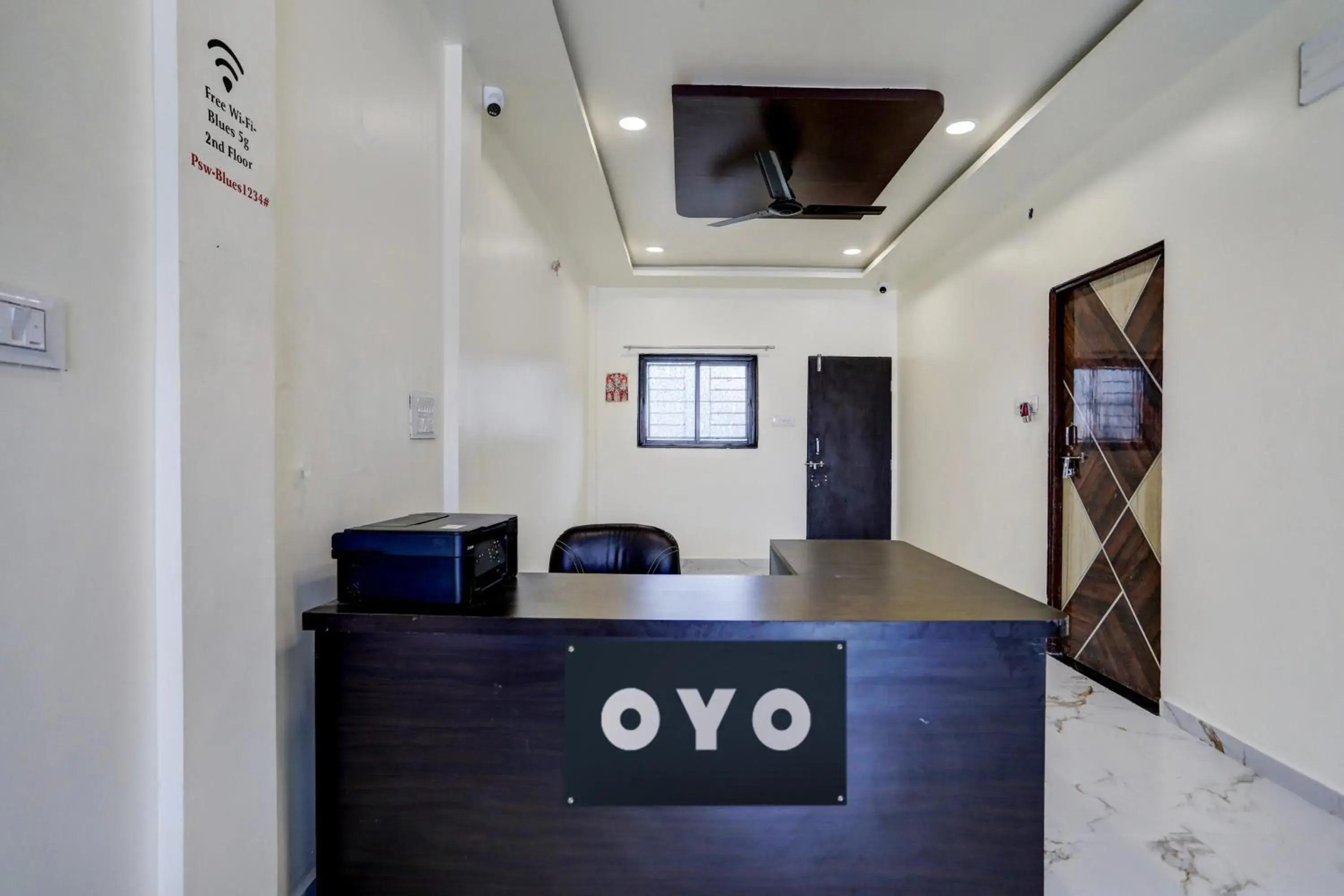 Lobby or reception in Hotel O highway blues Lobby or reception in Hotel O highway blues