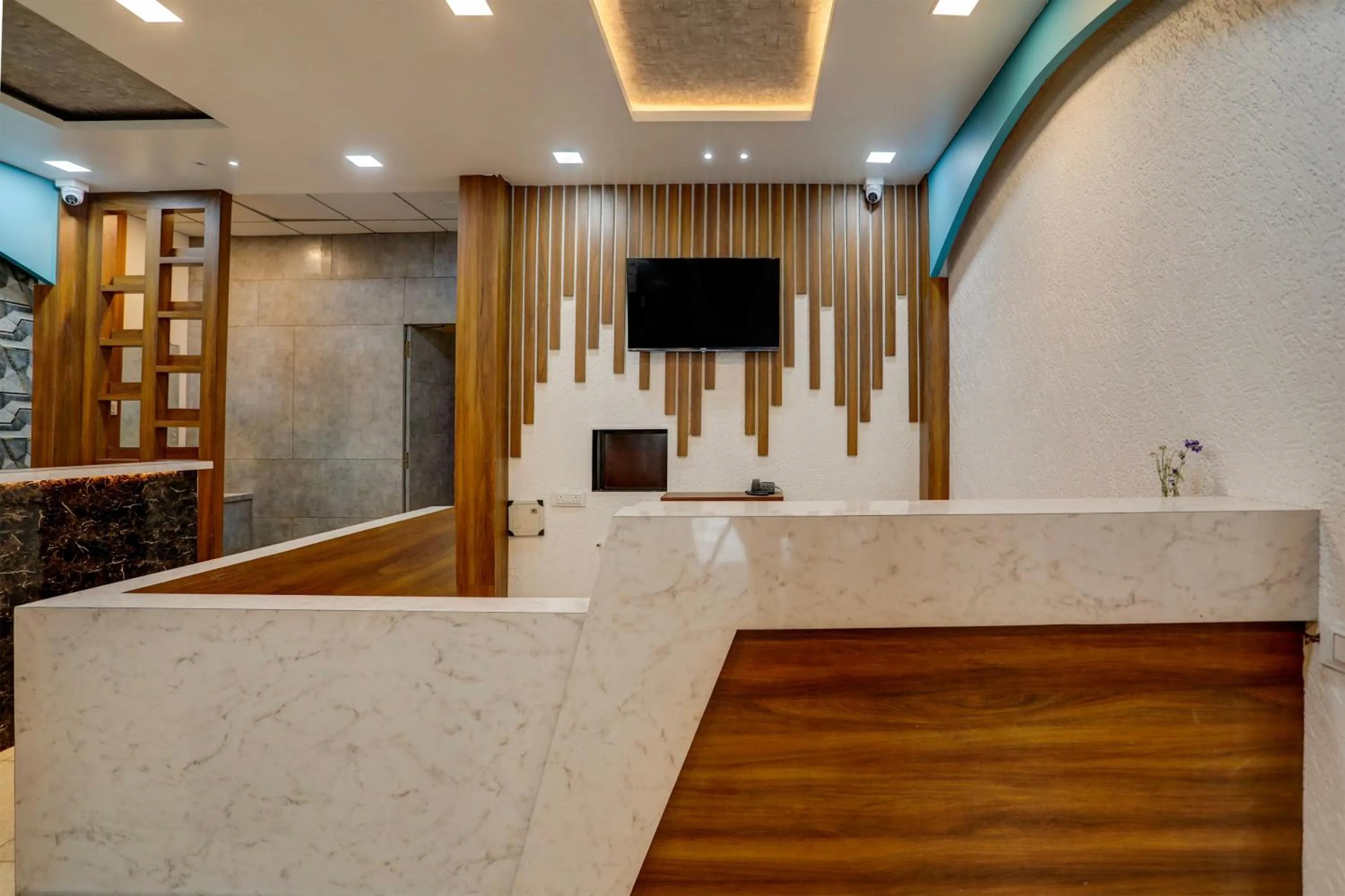 Lobby or reception in Hotel O Madhuram Residency