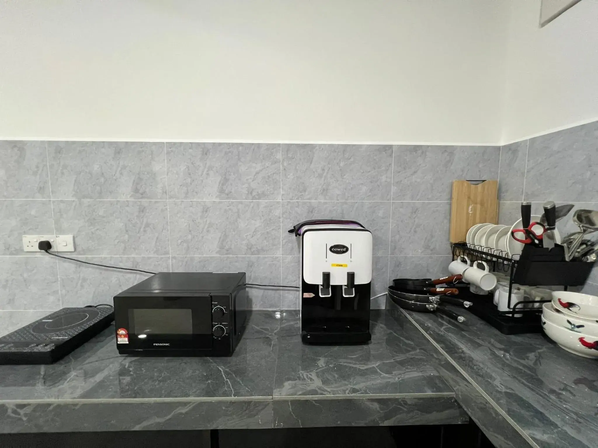 Kitchen or kitchenette in FunkyVila4 14PAX 4BR Near188Tower, ArtStreet, HTTA Kitchen or kitchenette in FunkyVila4 14PAX 4BR Near188Tower, ArtStreet, HTTA