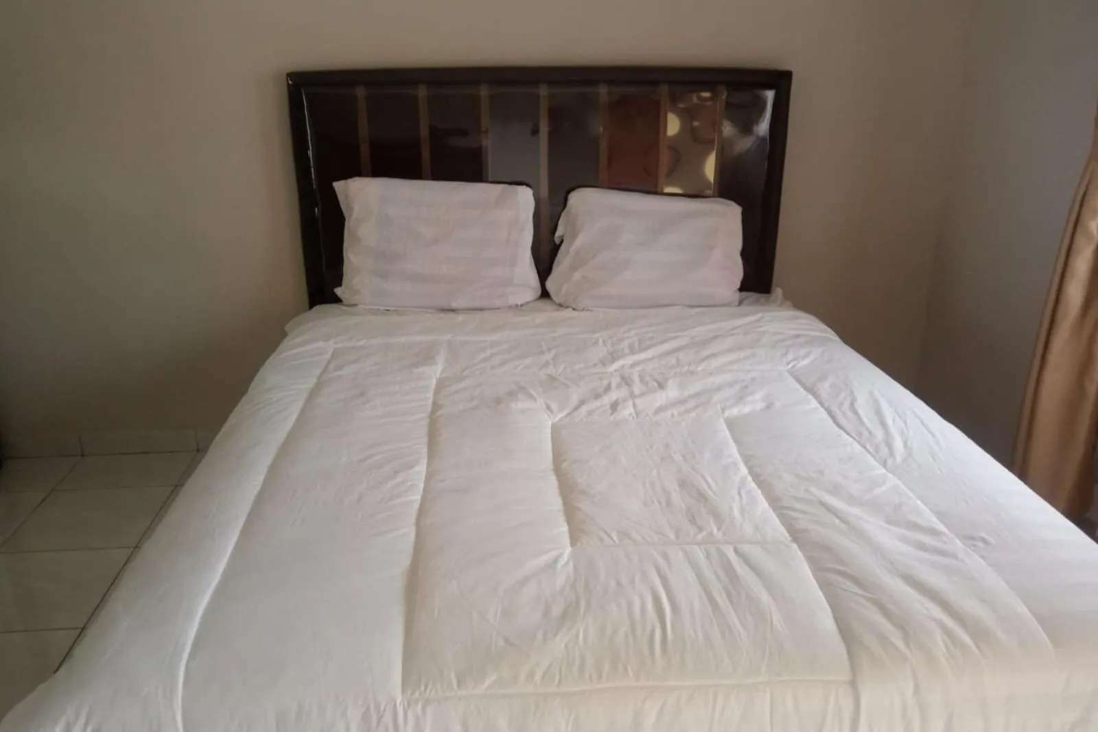 Bedroom, Bed in Hotel O Fathir Homestay SyariahNearRM Raso Situjuah