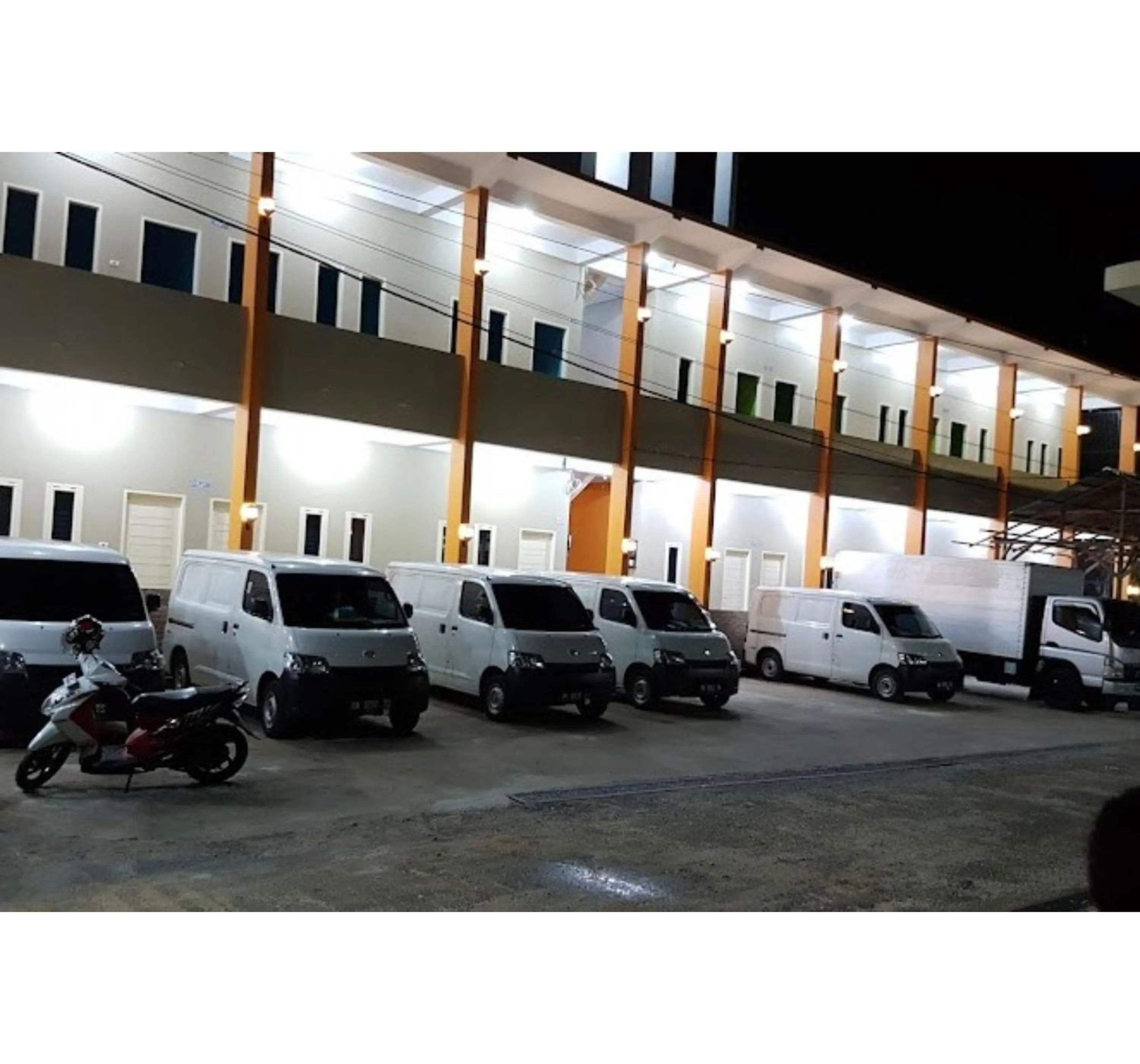 Facade/entrance in Hotel O Fathir Homestay SyariahNearRM Raso Situjuah