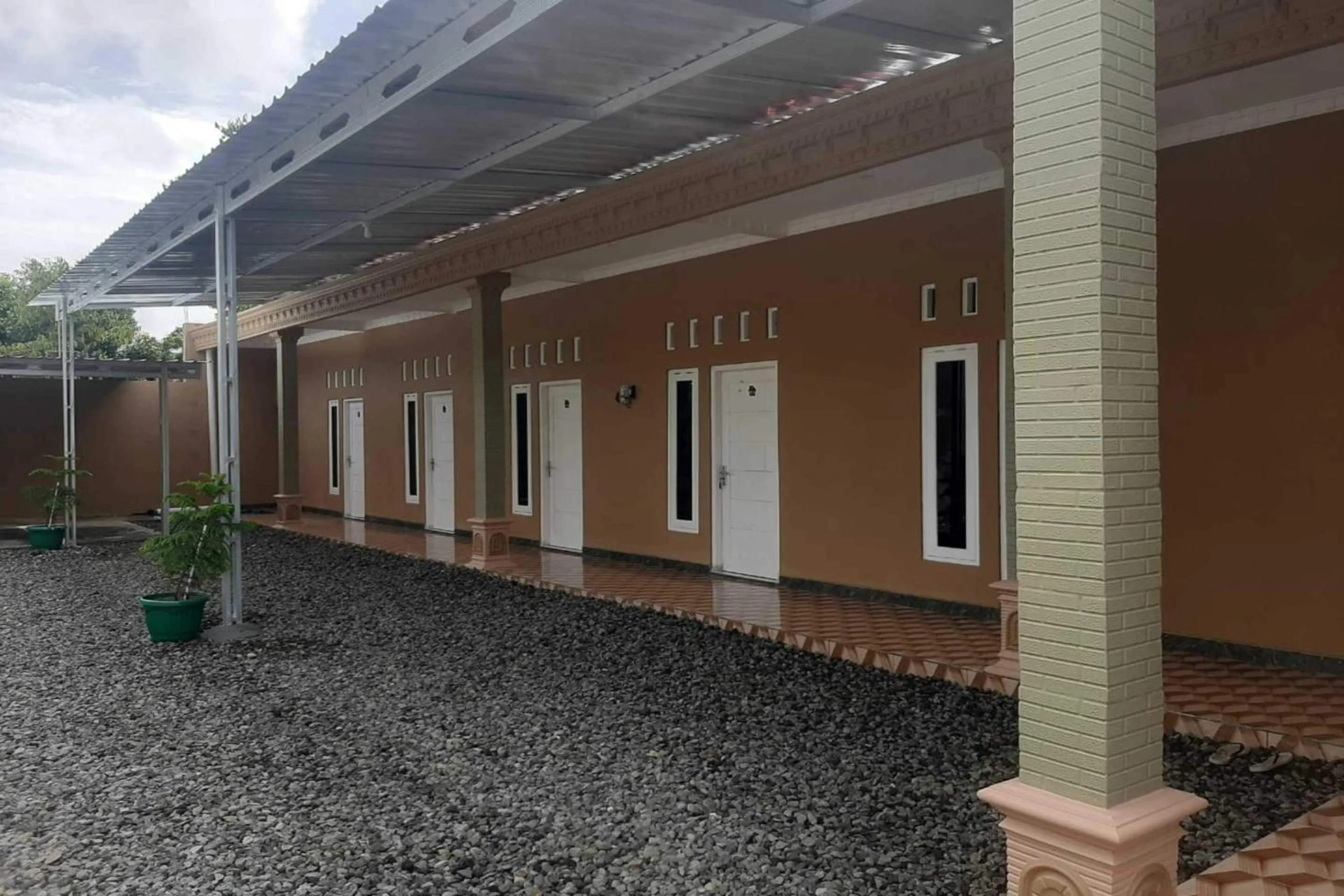 Lobby or reception in Hotel O Syagita Kos & Penginapan Syariah