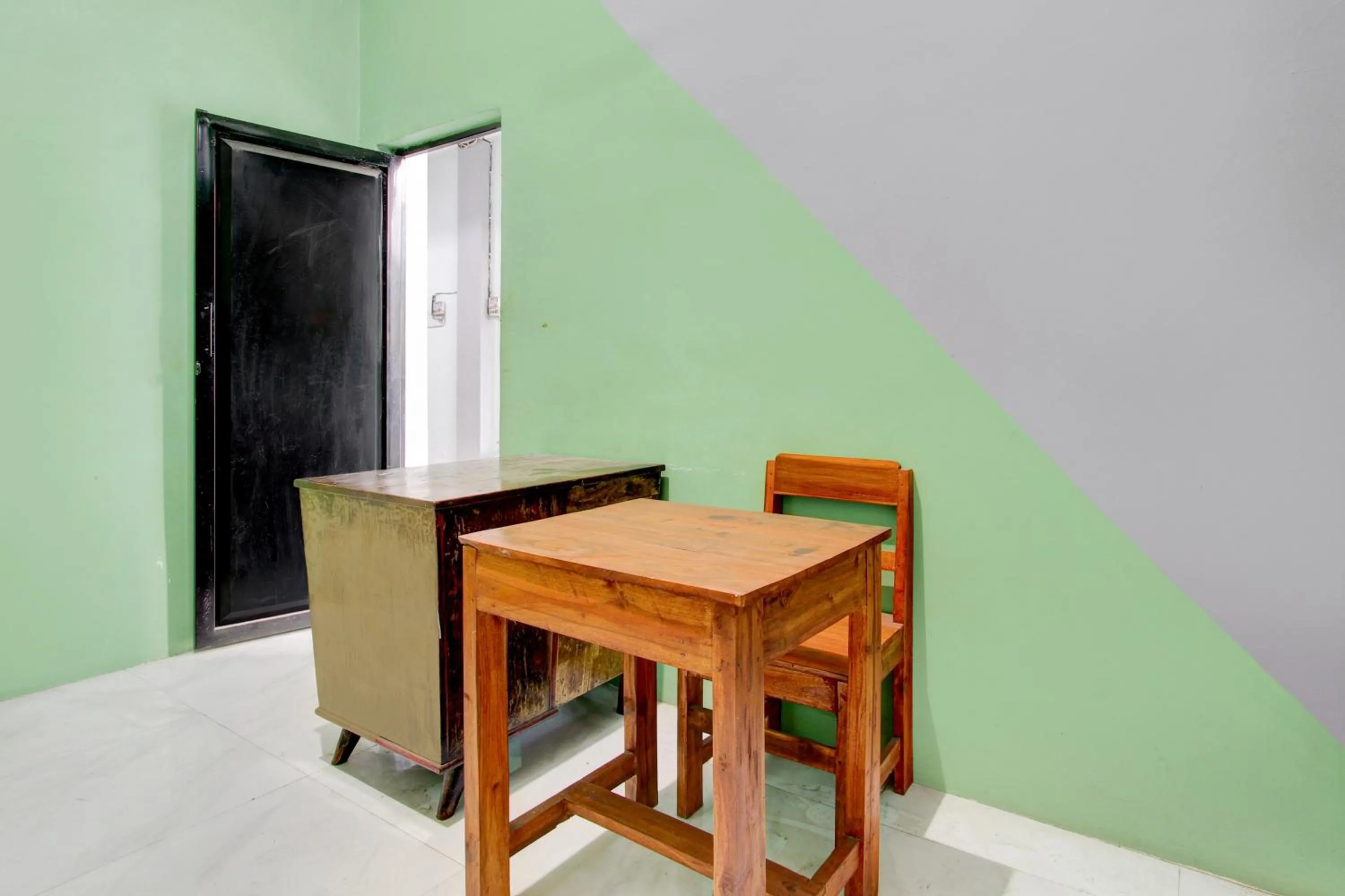 Lobby or reception in Hotel O Homestay Bambu Oerip Syariah