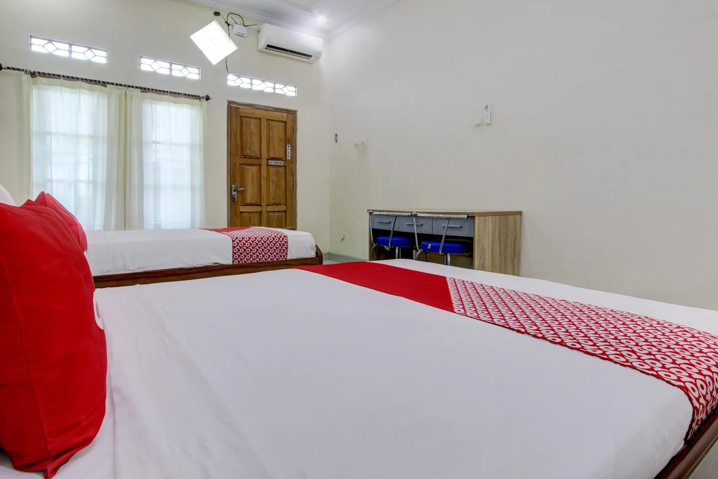 Bedroom in OYO 93600 Barong Ijo Homestay Syariah