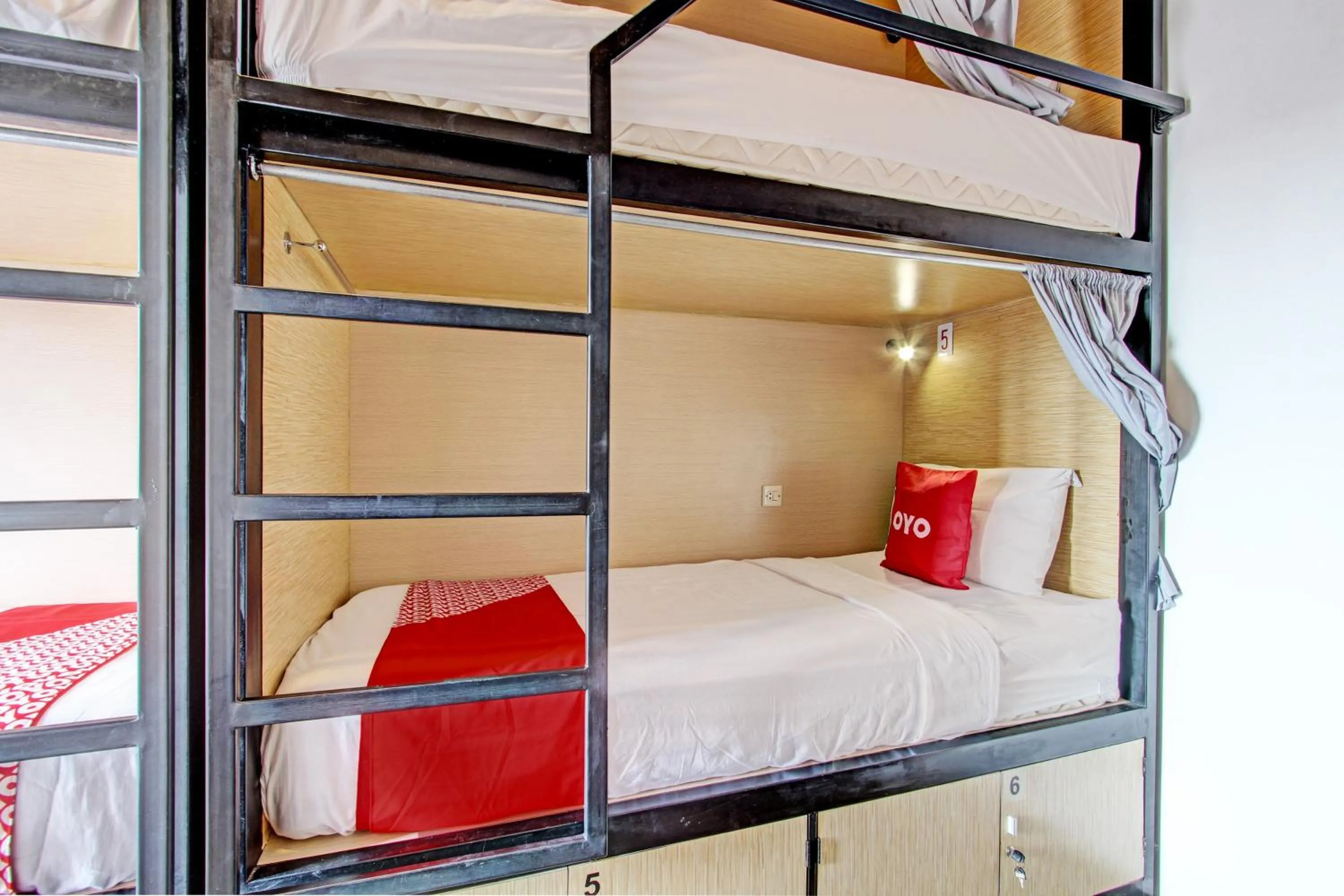 Bedroom, Bed in Hotel O Penak Malioboro Bunk Bed