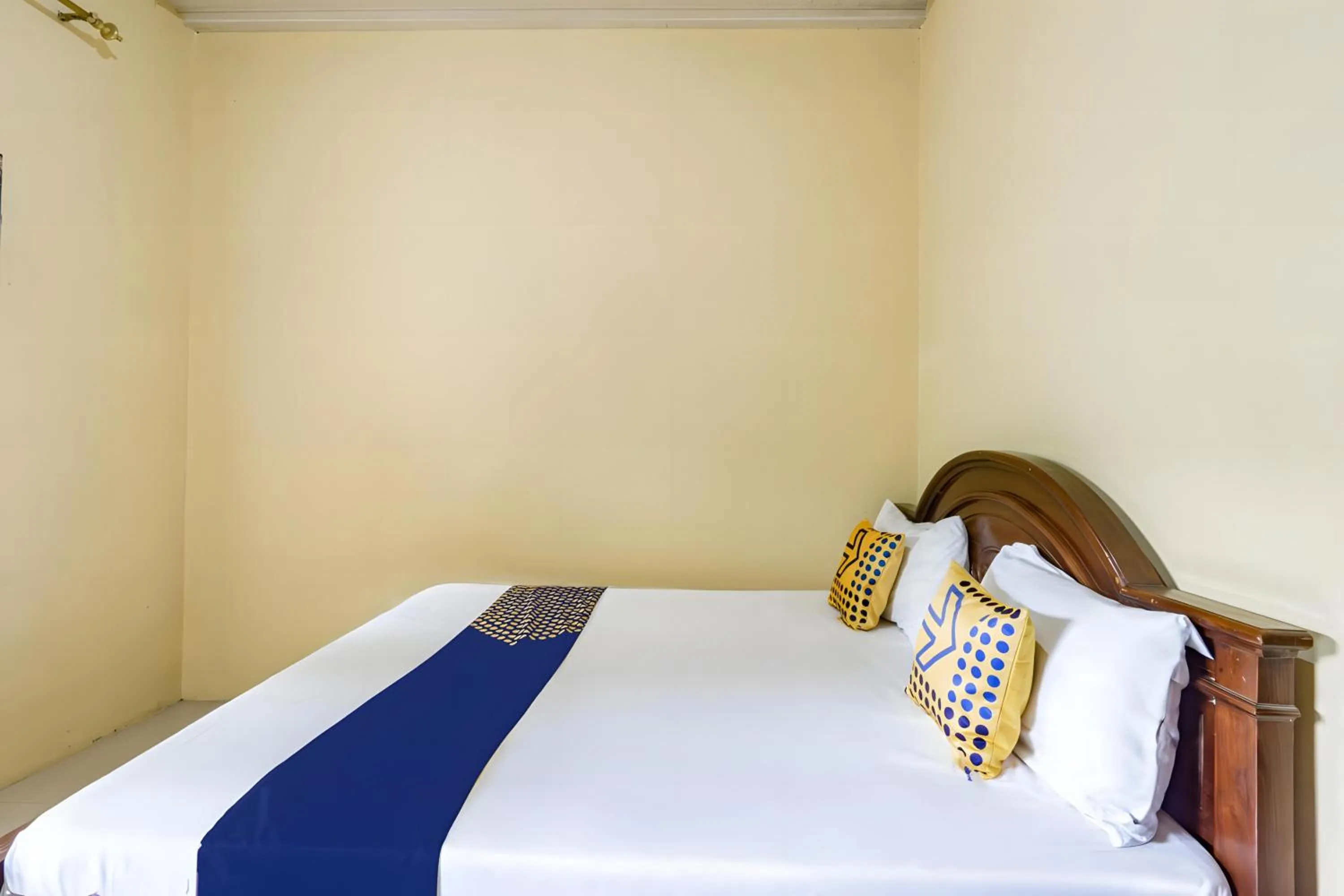 Bedroom, Bed in Hotel O Kencana Homestay Syariah Near Masjid AL-BAROKAH Kanyuran