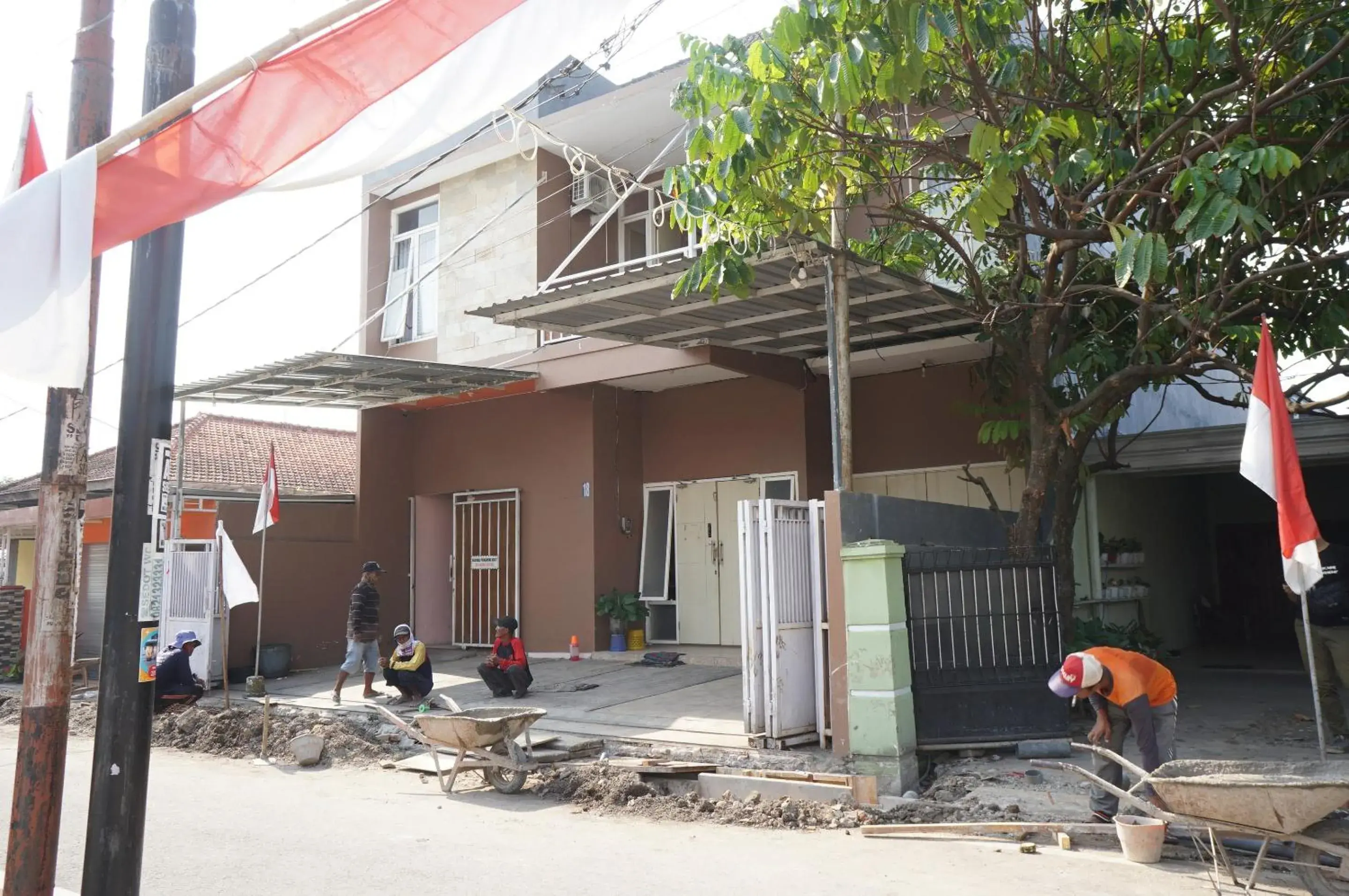 SPOT ON 93611 Kost Pak Suyatno Syariah 2 SPOT ON 93611 Kost Pak Suyatno Syariah 2