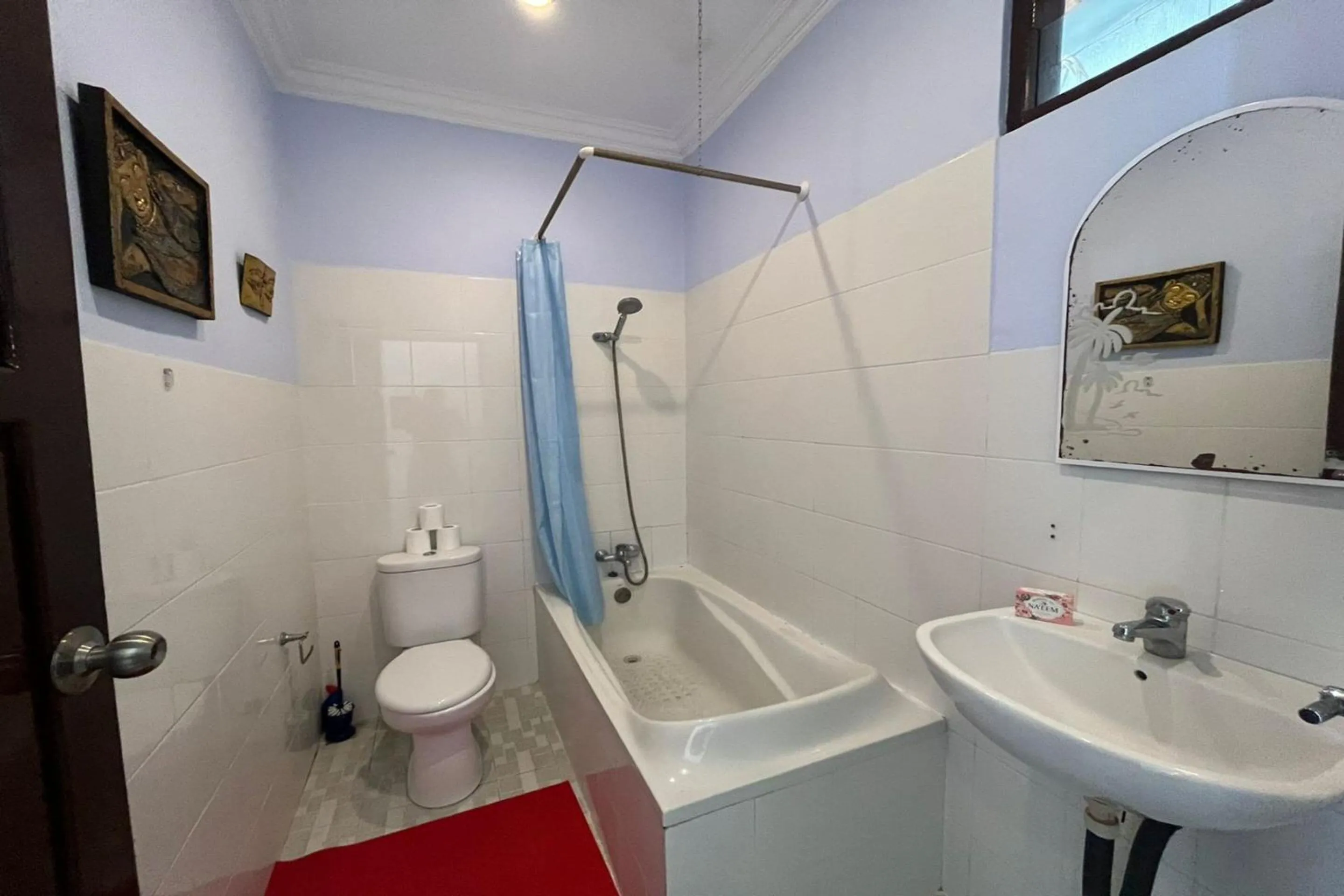 Bathroom in Belvilla Pleasant Seaside Lovina Beach