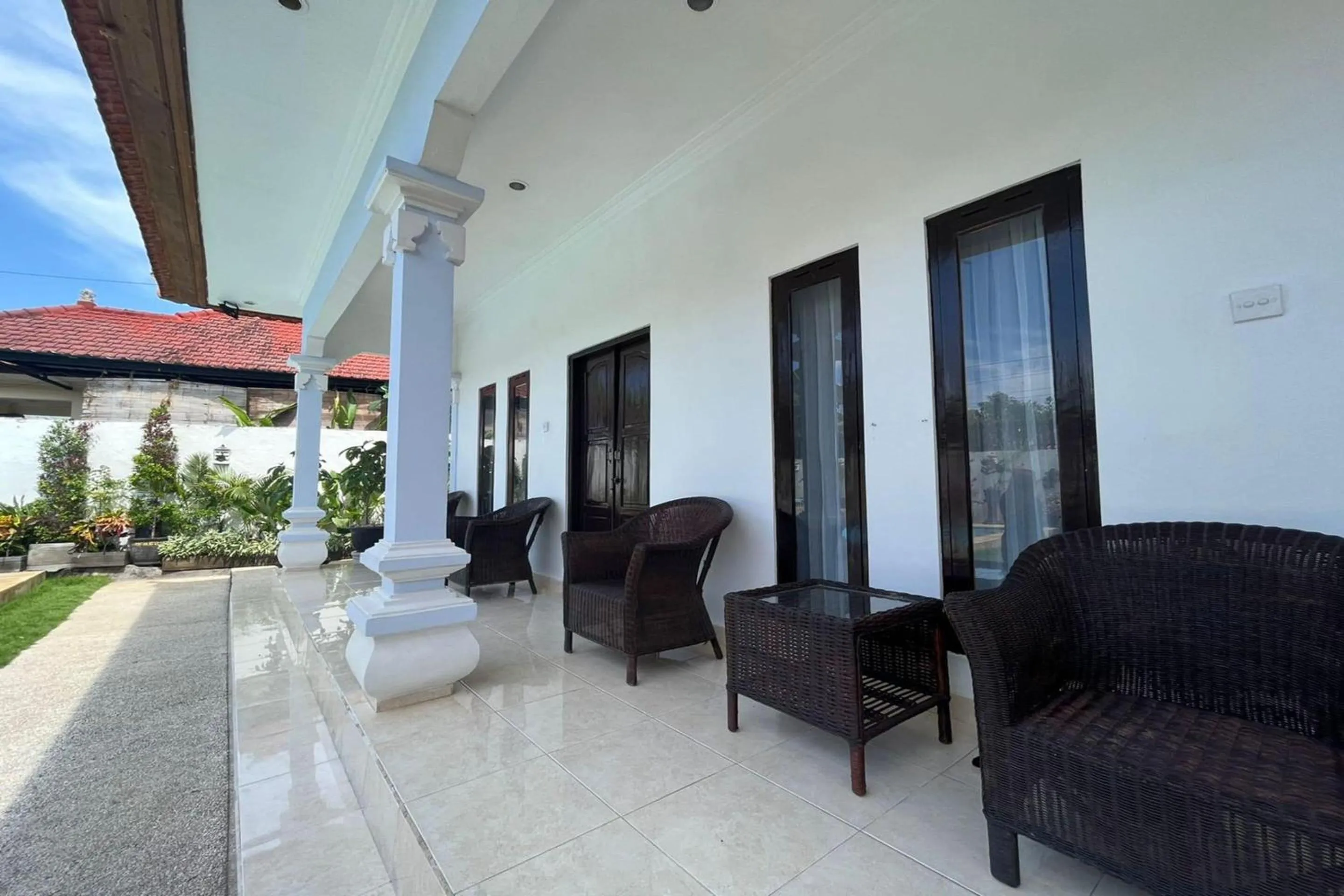 Lobby or reception in Belvilla Pleasant Seaside Lovina Beach