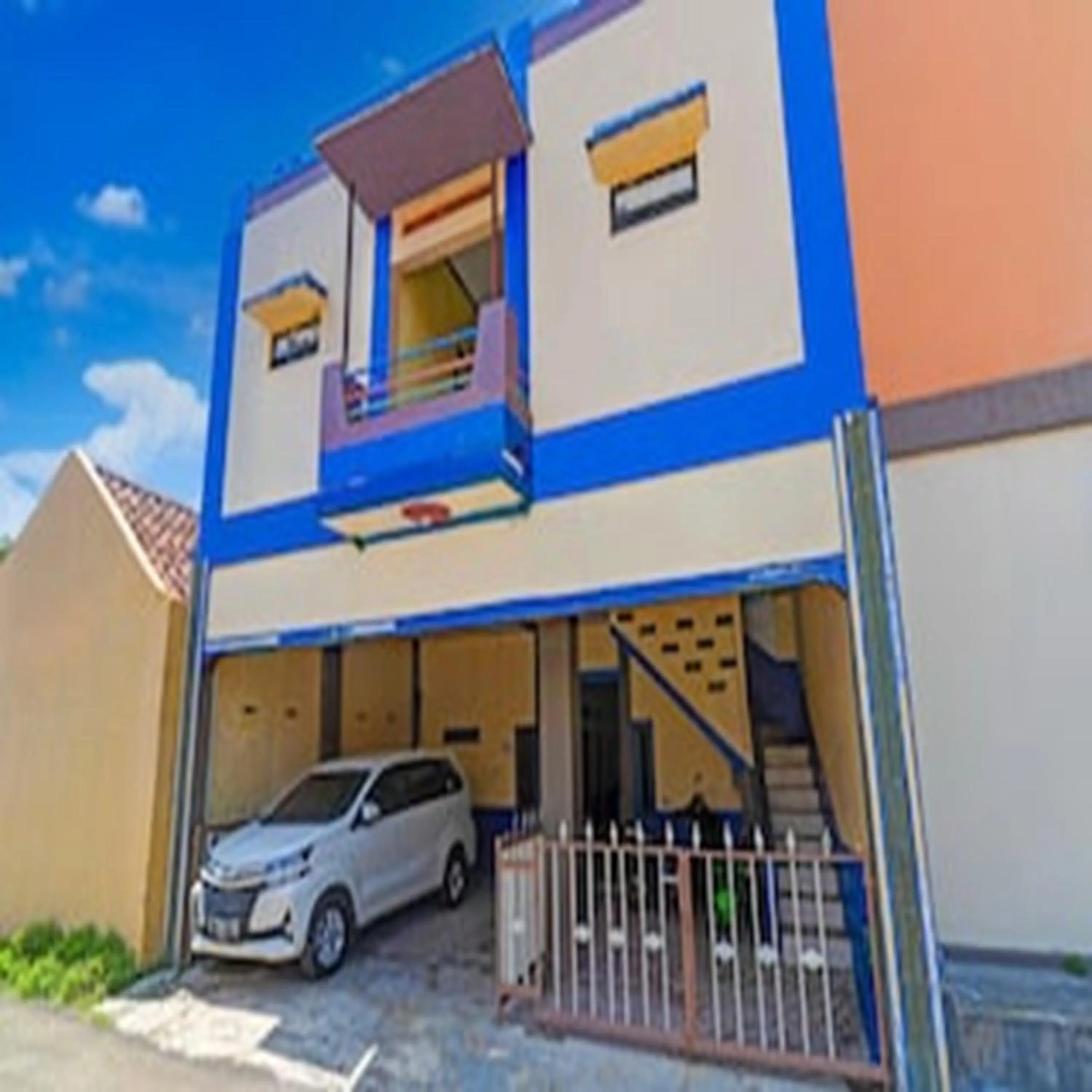 Property building in Hotel O Wisma Dua Putra Syariah