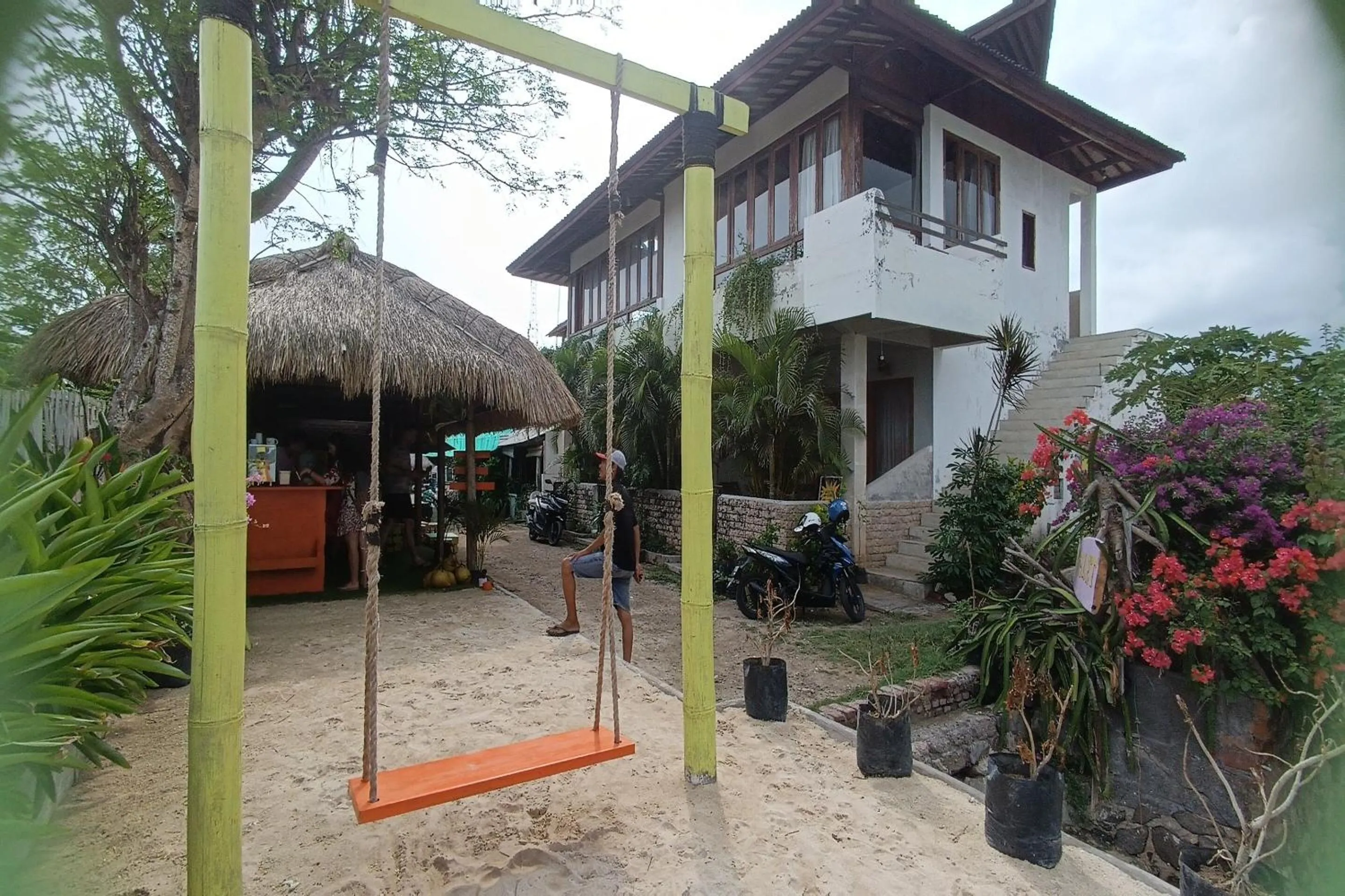 Facade/entrance in OYO 93626 Hi Homestay & Group