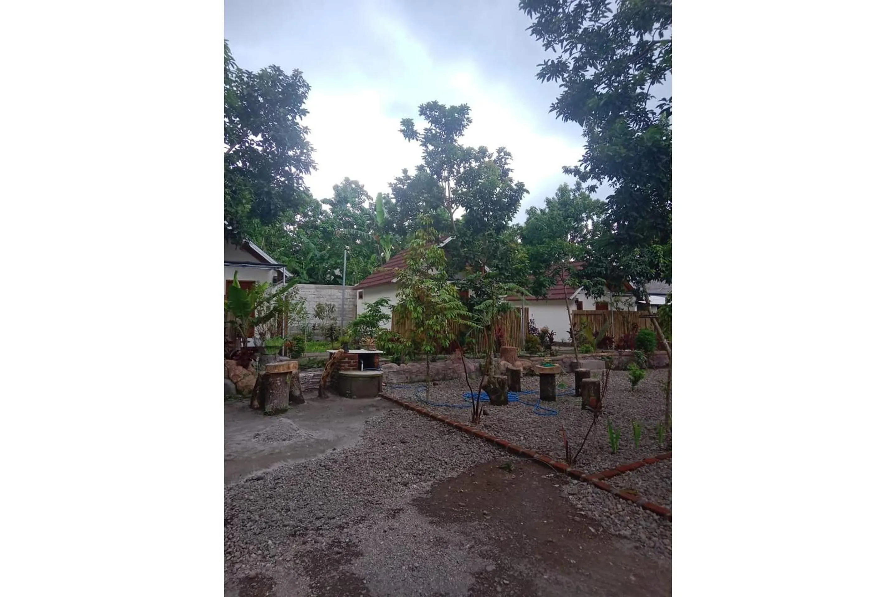 Lobby or reception in Hotel O Avocado Homestay