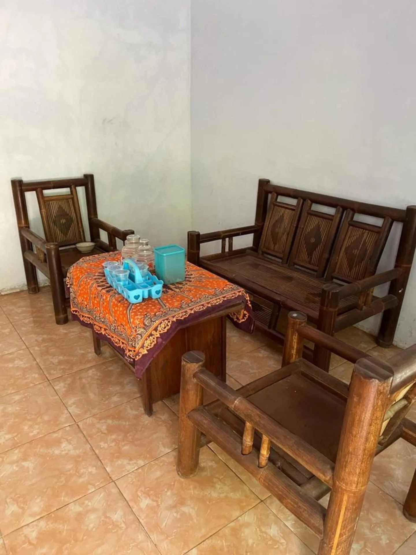 Lobby or reception in Hotel O Villa Cemara Syariah