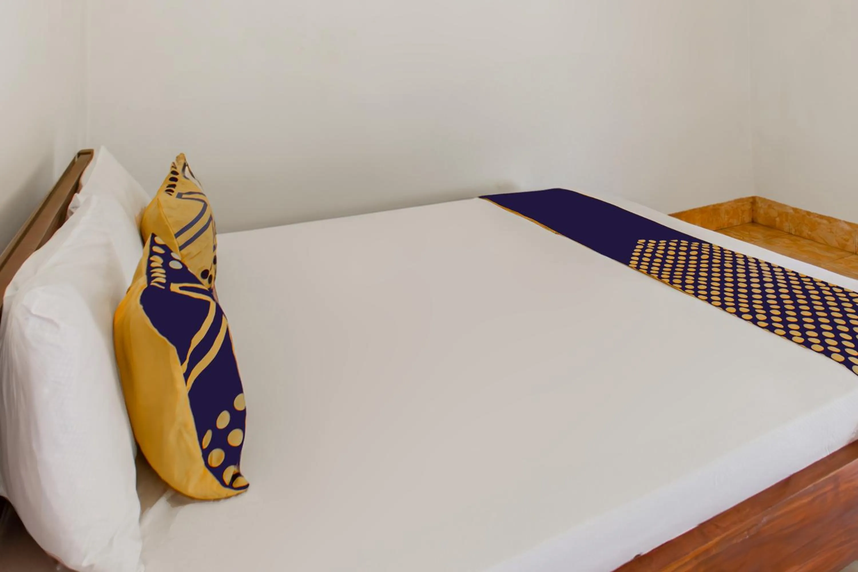 Bedroom, Bed in Hotel O Kaila Guesthouse