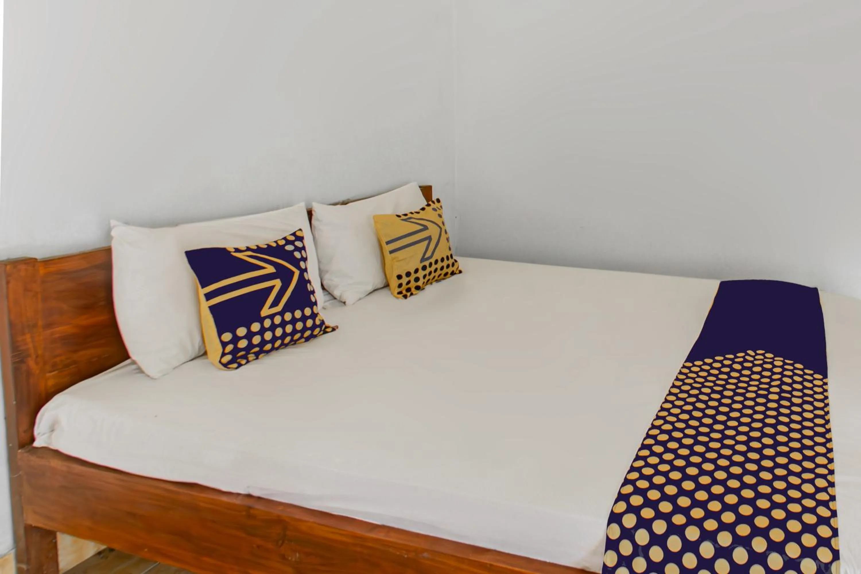 Bedroom, Bed in Hotel O Kaila Guesthouse