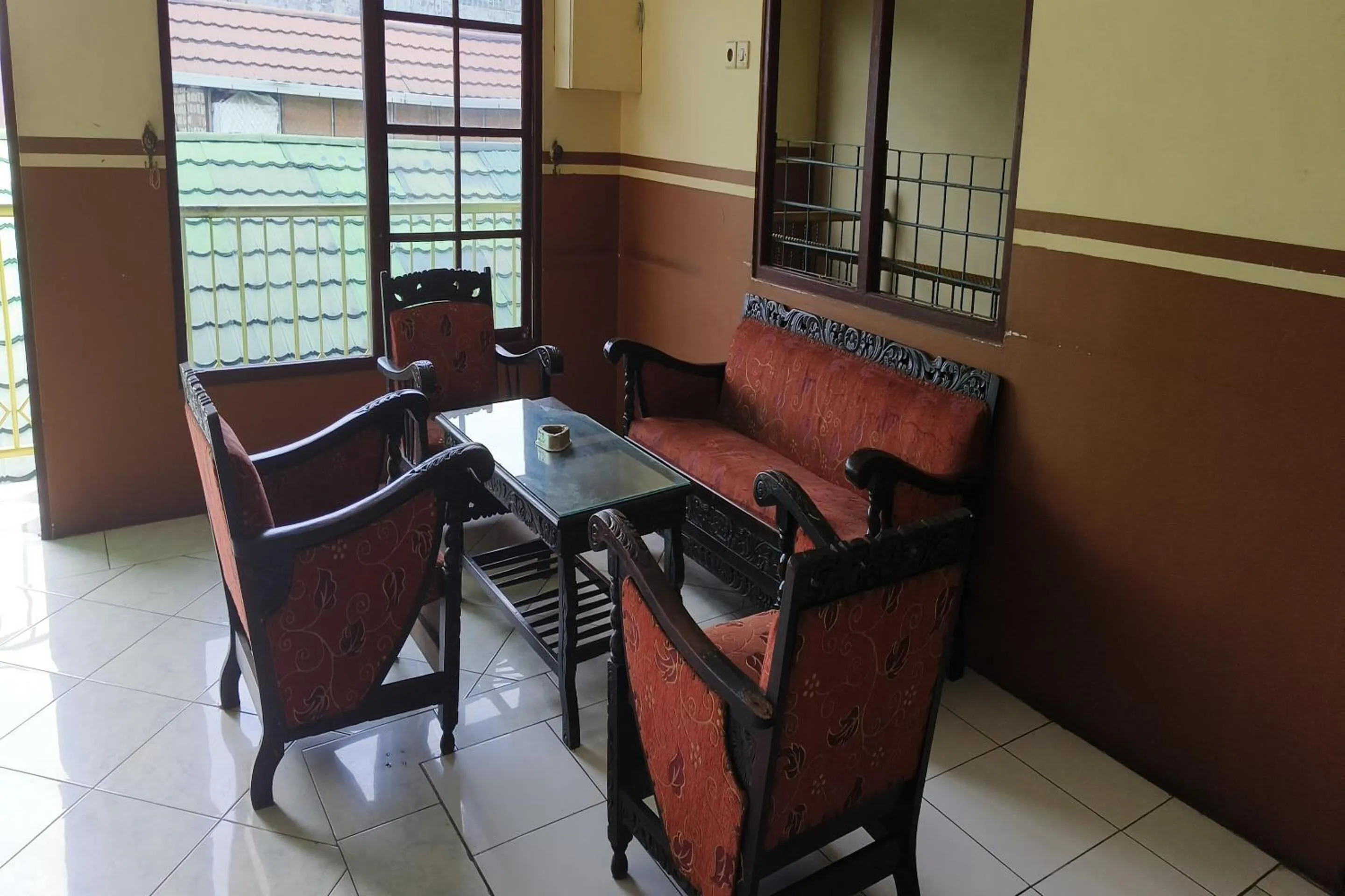 Lobby or reception in Hotel O Penginapan Al-asharNearWarung Acil Ubai