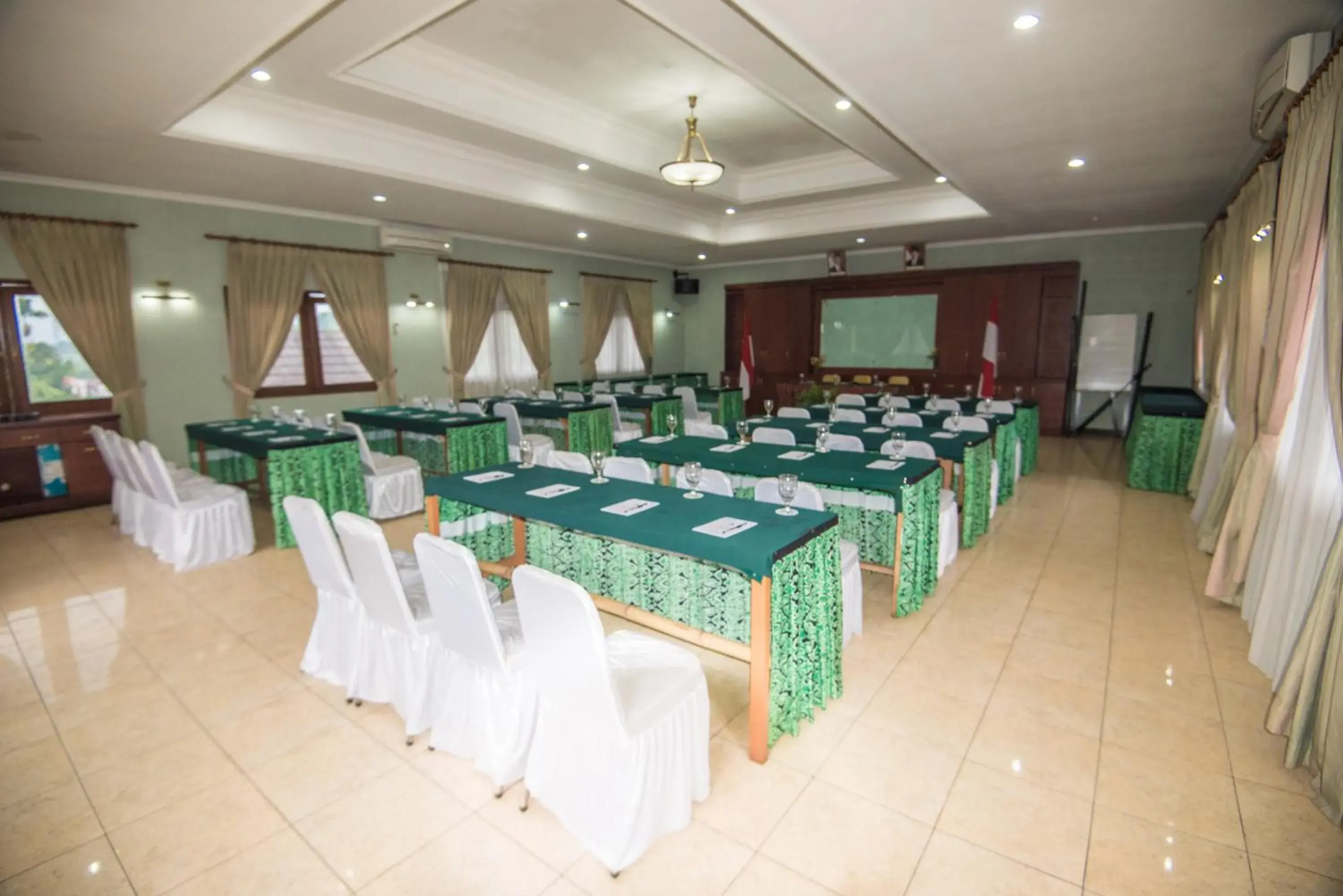 Resort Prima Cisarua Resort Prima Cisarua