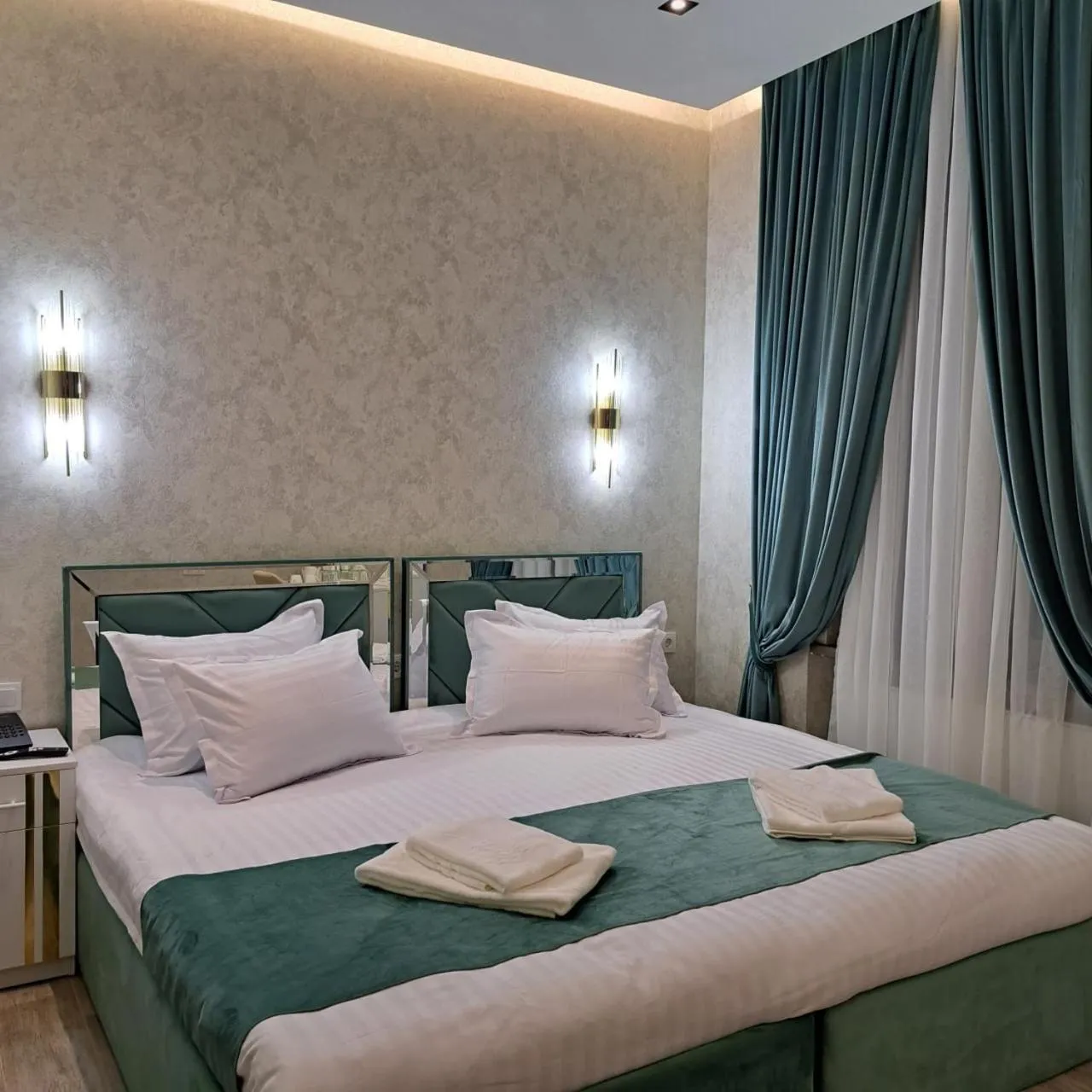 Bed in The Afrosiyob Ok