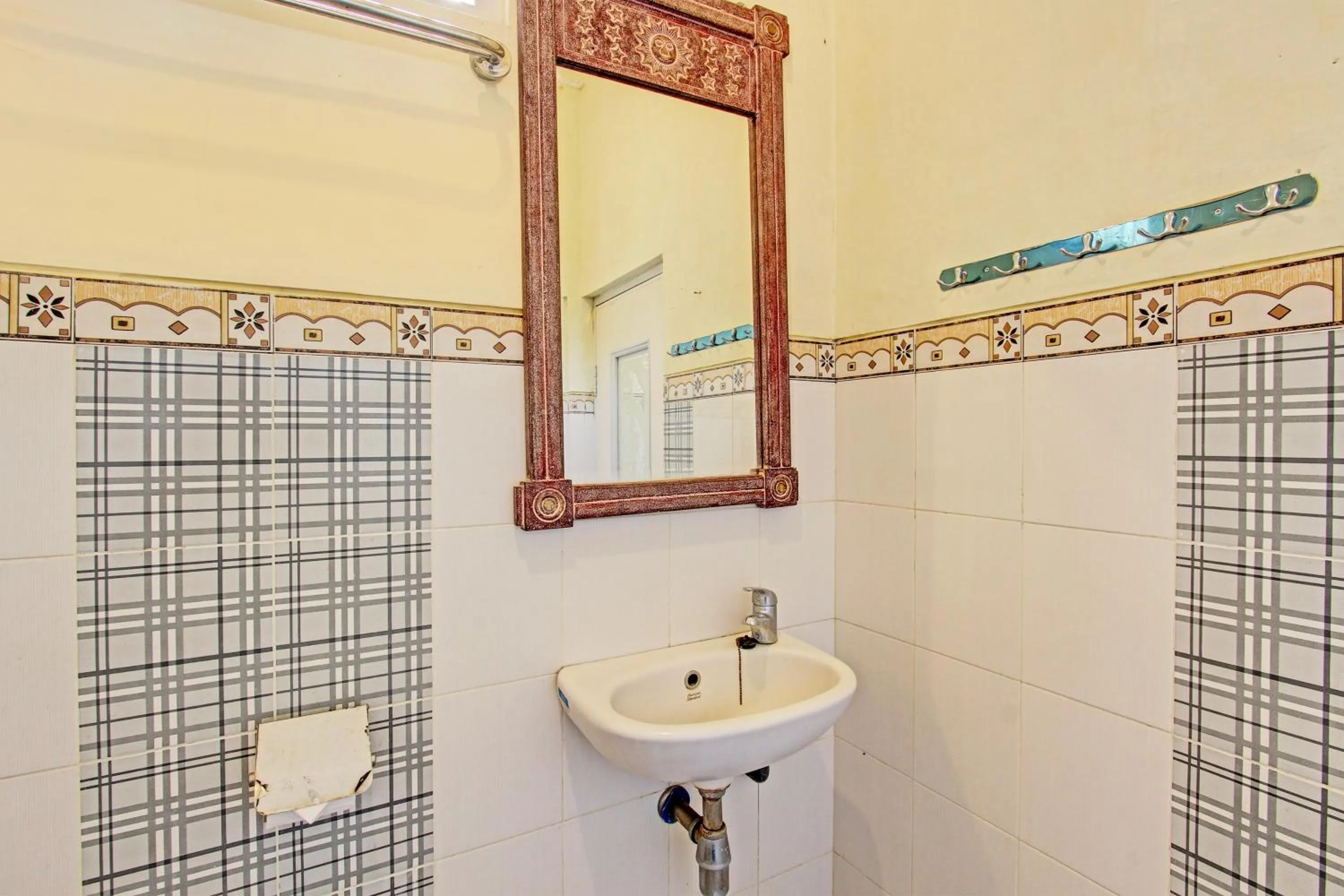 Bathroom in OYO 93660 New Family Hotel Syariah