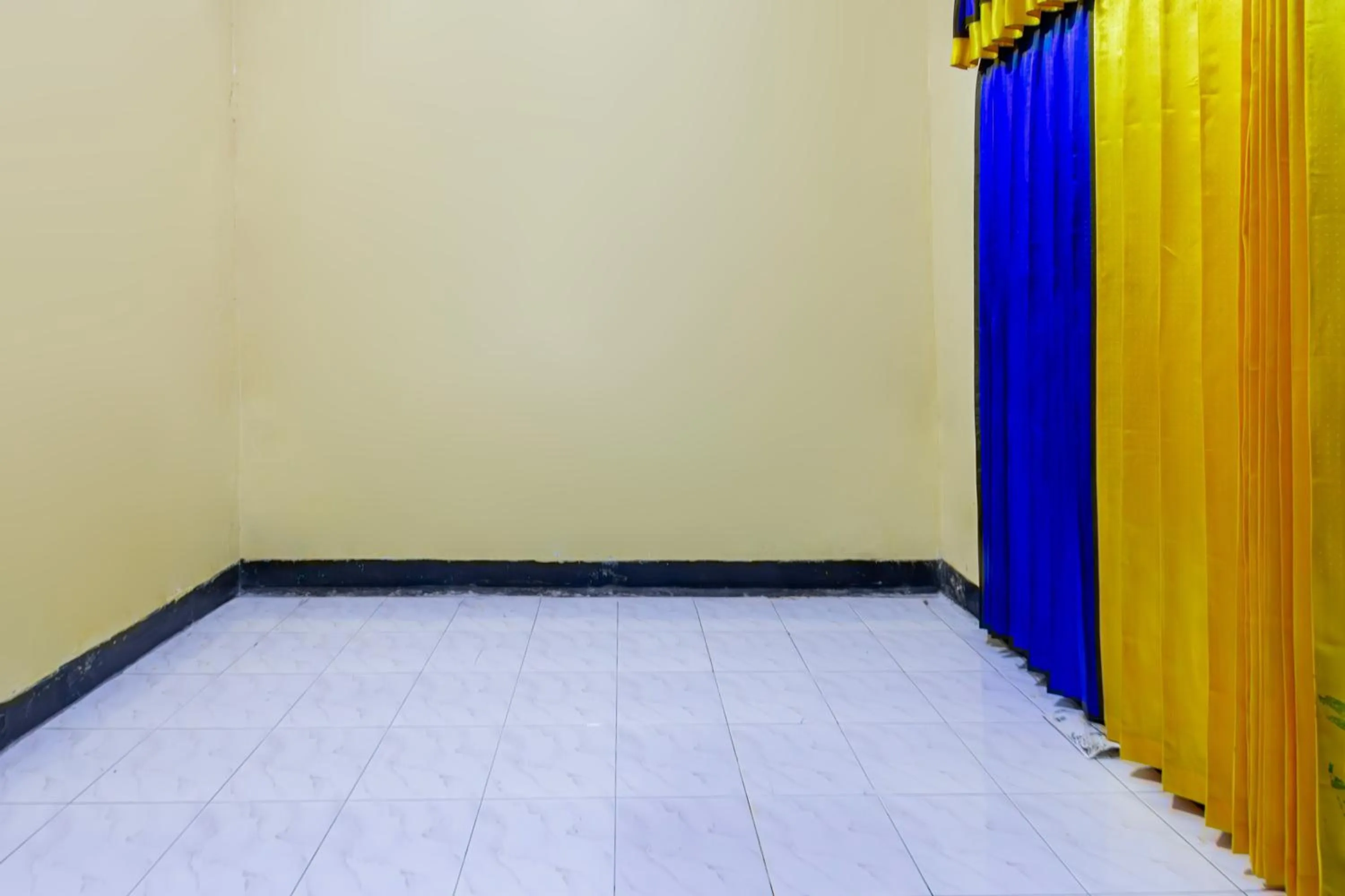 Lobby or reception in Hotel O Lestari Homestay