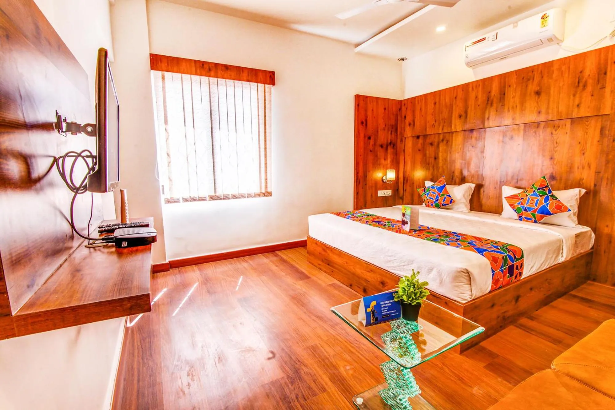 Bed in FabHotel Vista Suites - Frazer Town