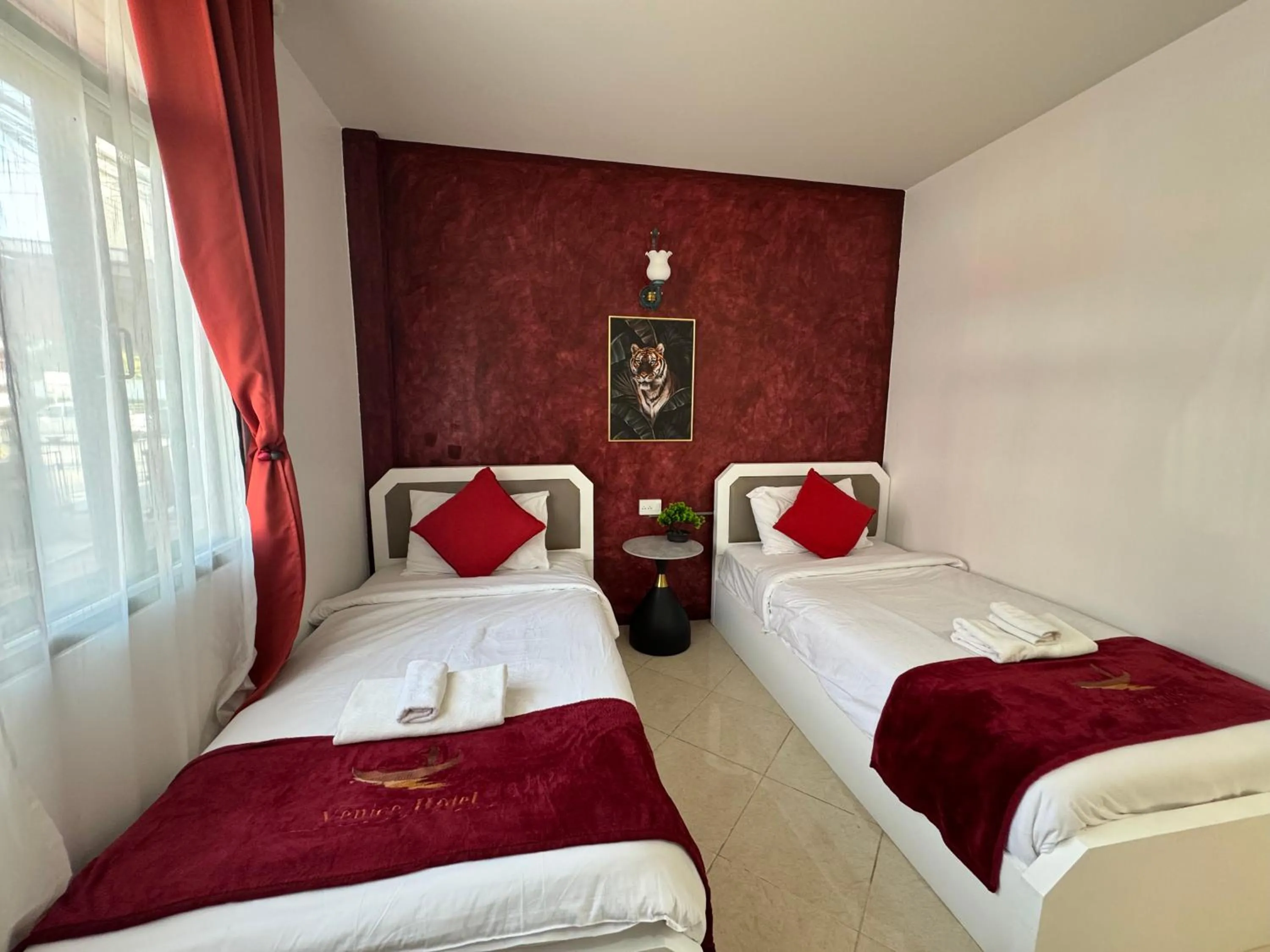 Bed in Venice Hotel Hua Hin