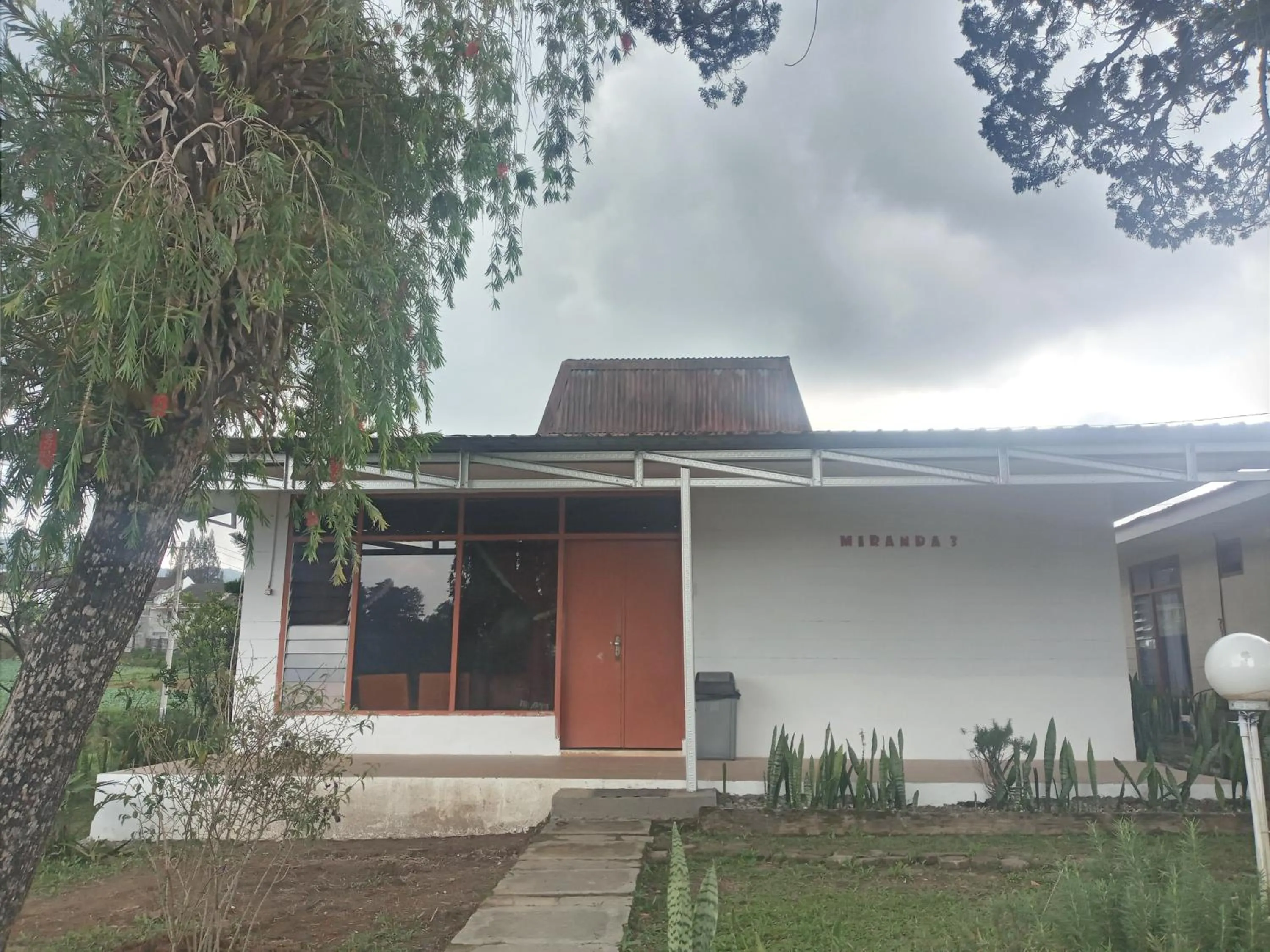 Property building in Kaliaga Bungalow