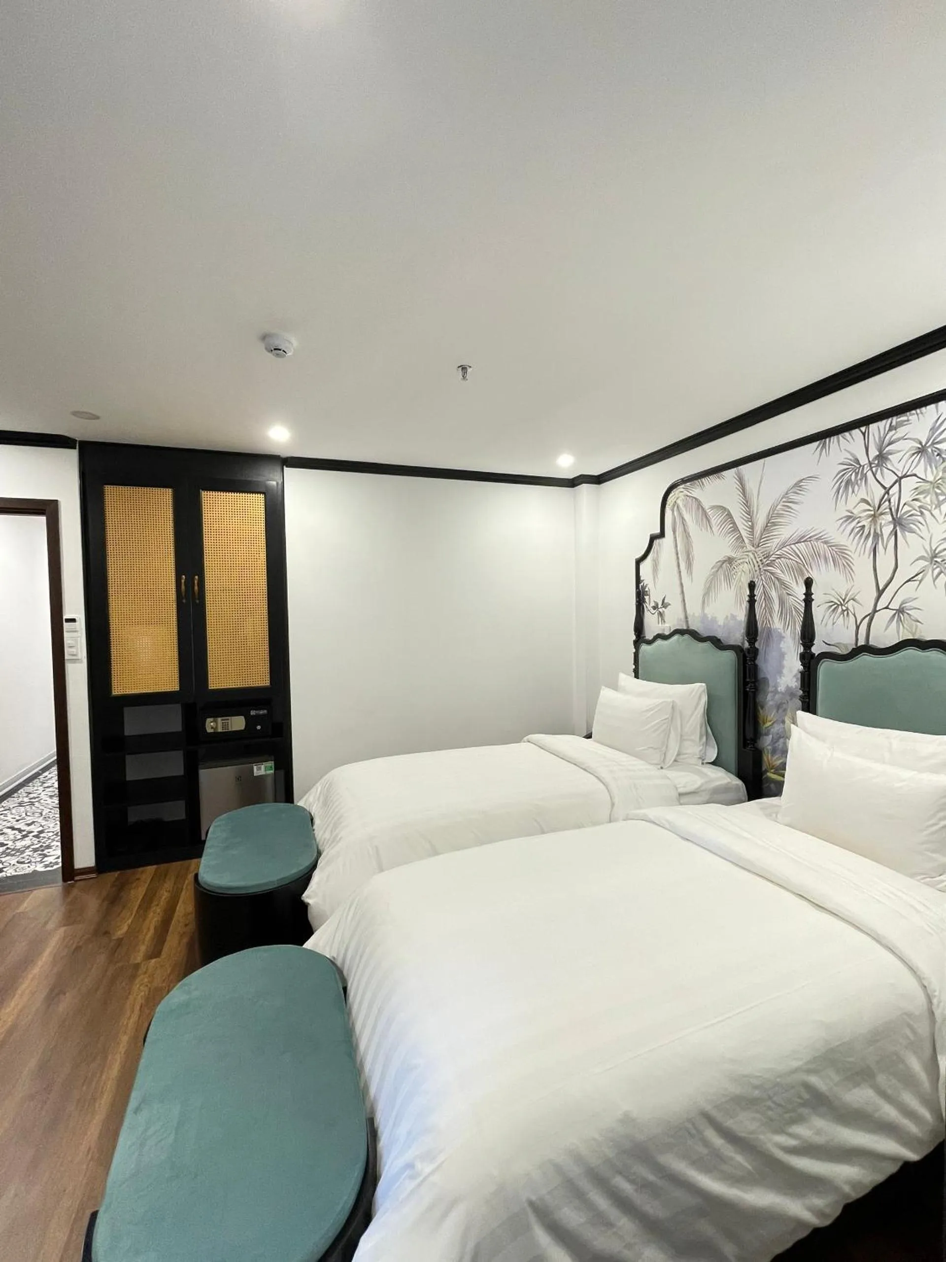 Bed in Aquarius Premium Hotel