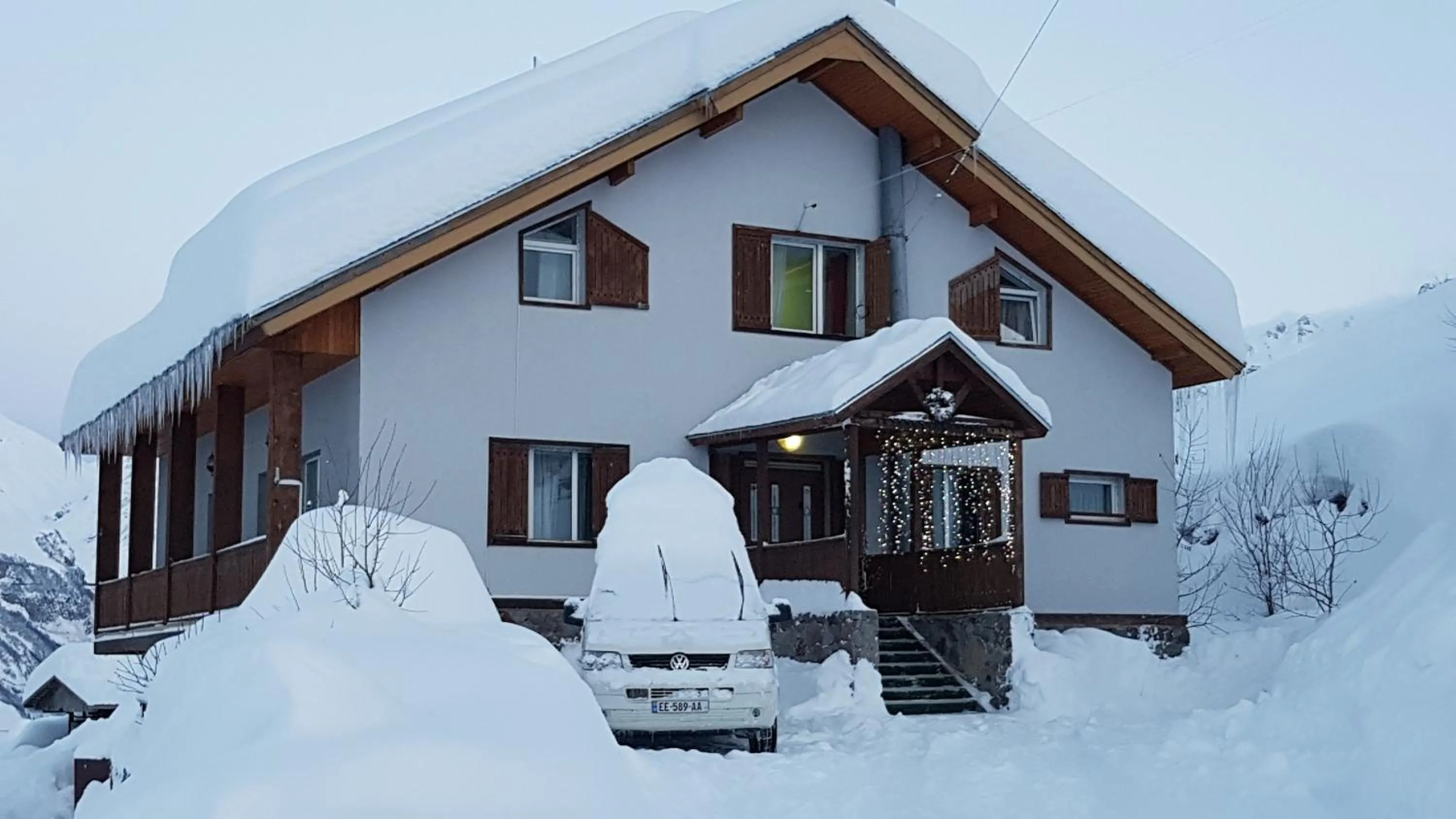 Property building in Gagieti