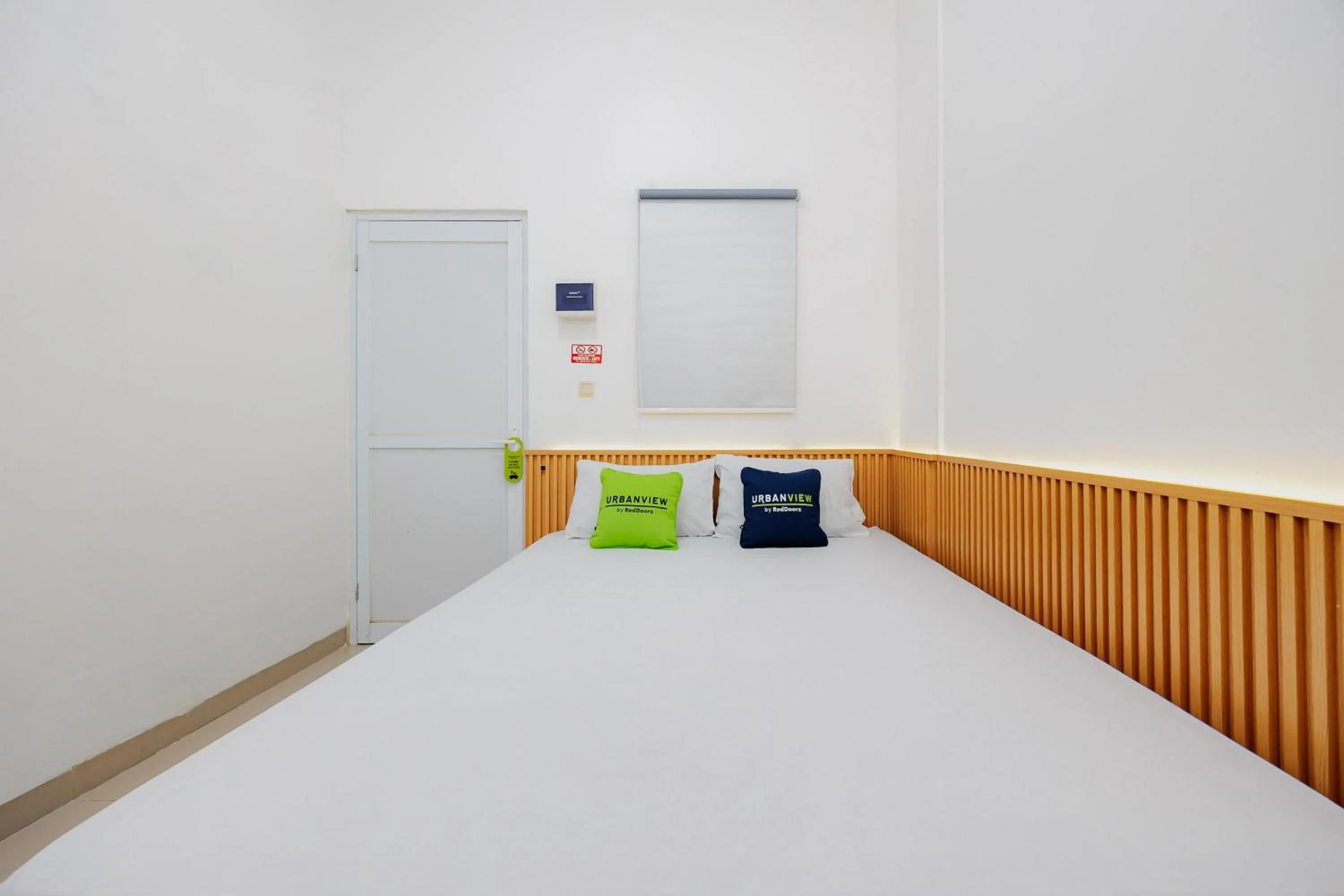 Bedroom, Bed in Urbanview Hotel BSD City