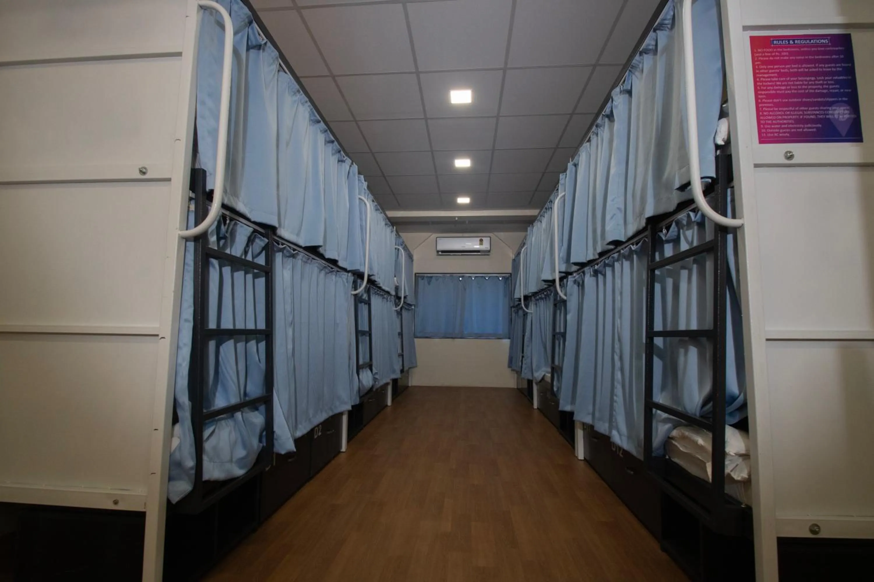 bunk bed in Hostells - Backpacker Hostel near Pune Station